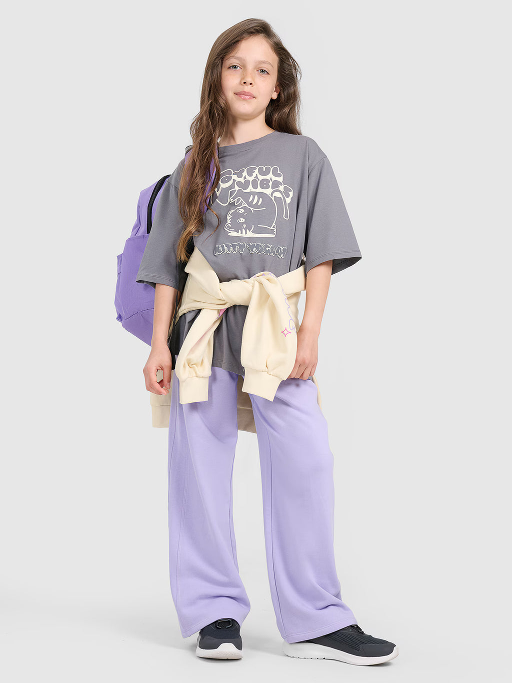 T-shirt oversize z nadrukiem dziewczęcy