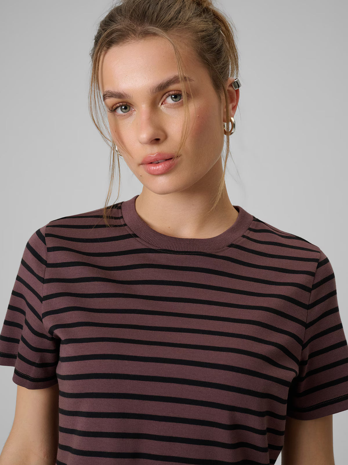 T-shirt regular gładki damski