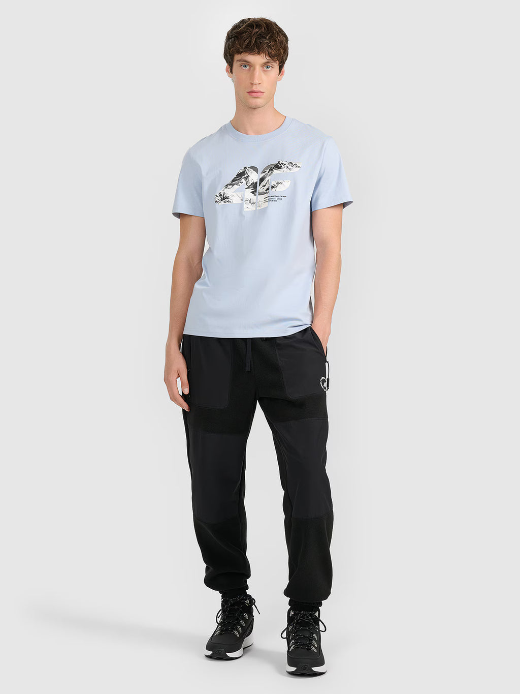 T-shirt regular z nadrukiem męski