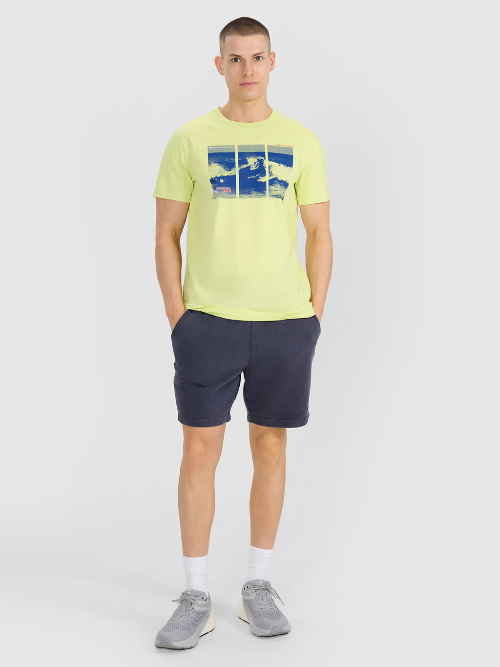 T-shirt regular z nadrukiem męski