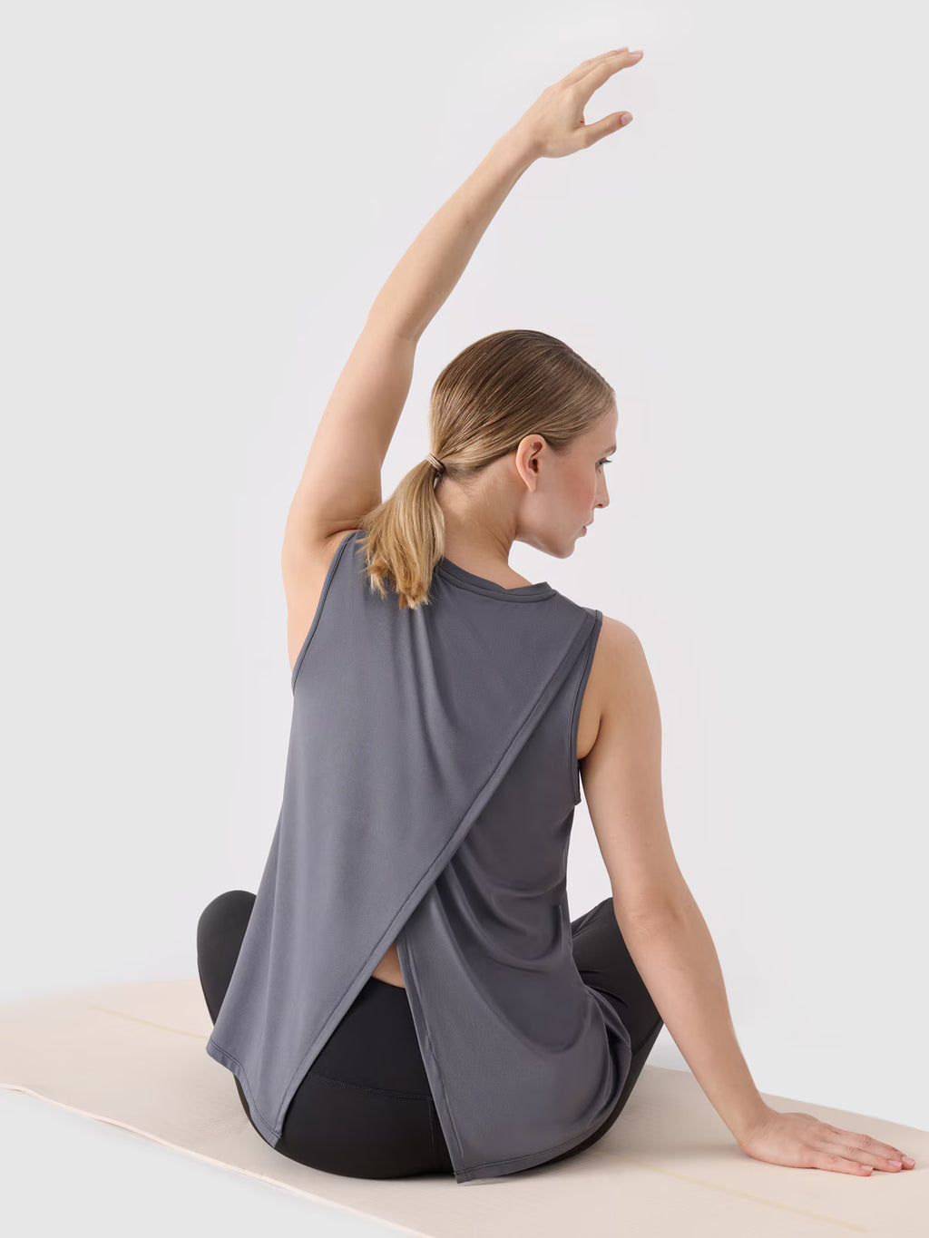 Top treningowy ciążowy oversize damski