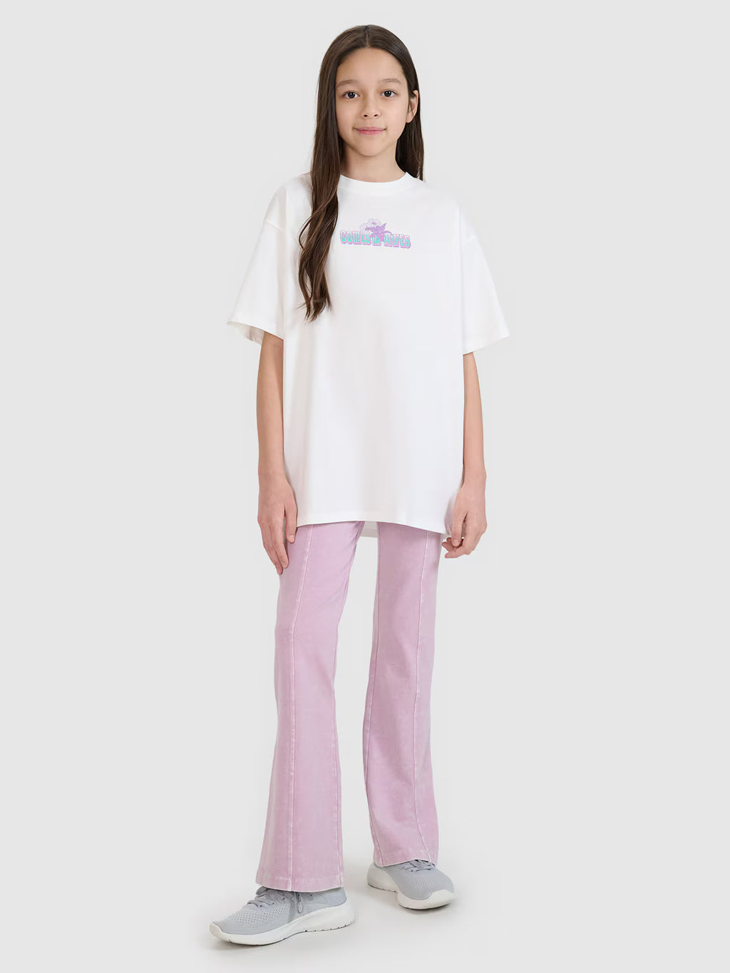 T-shirt oversize z nadrukiem dziewczęcy