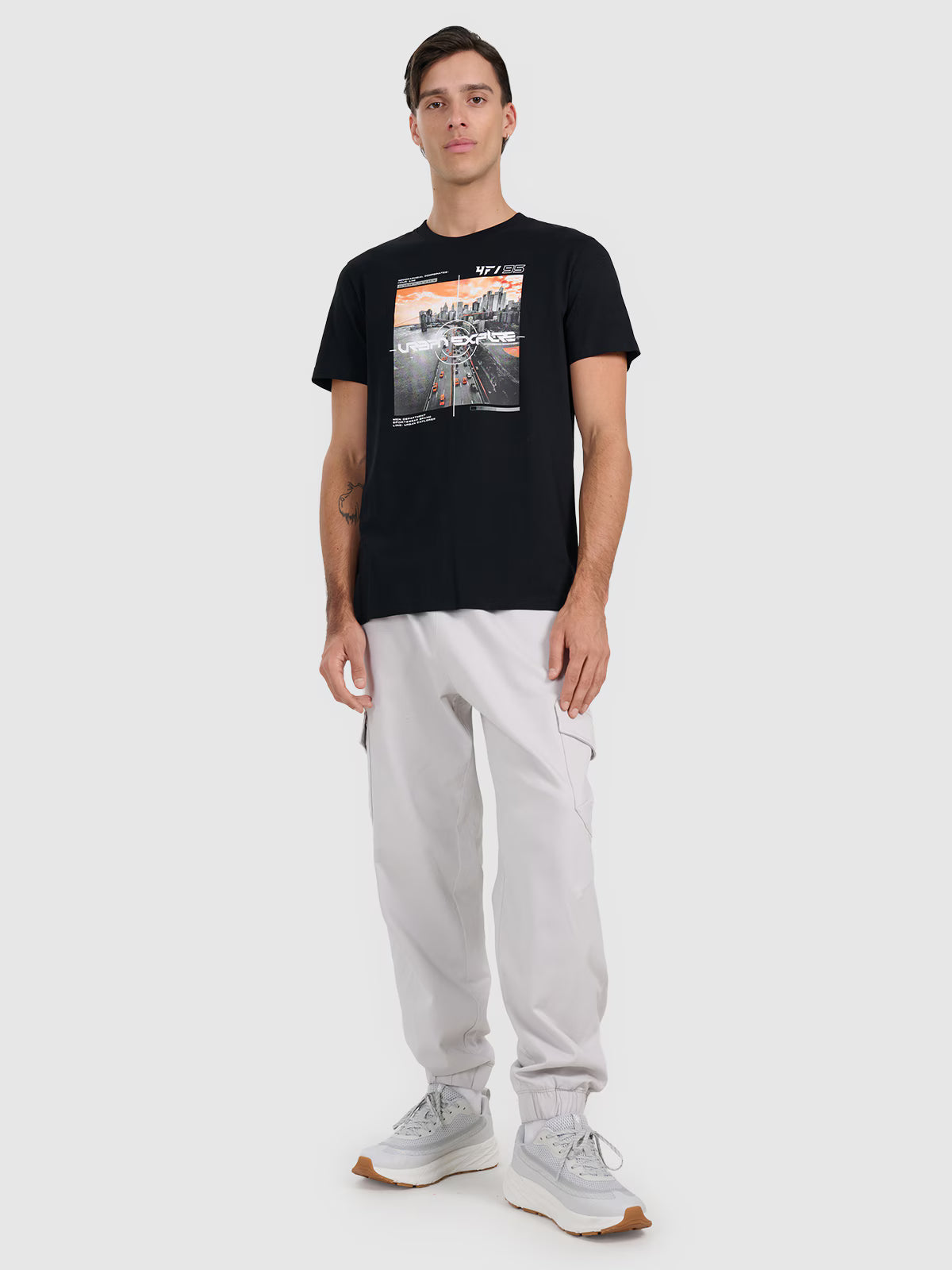 T-shirt regular z nadrukiem męski