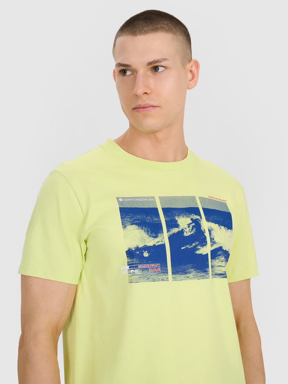T-shirt regular z nadrukiem męski