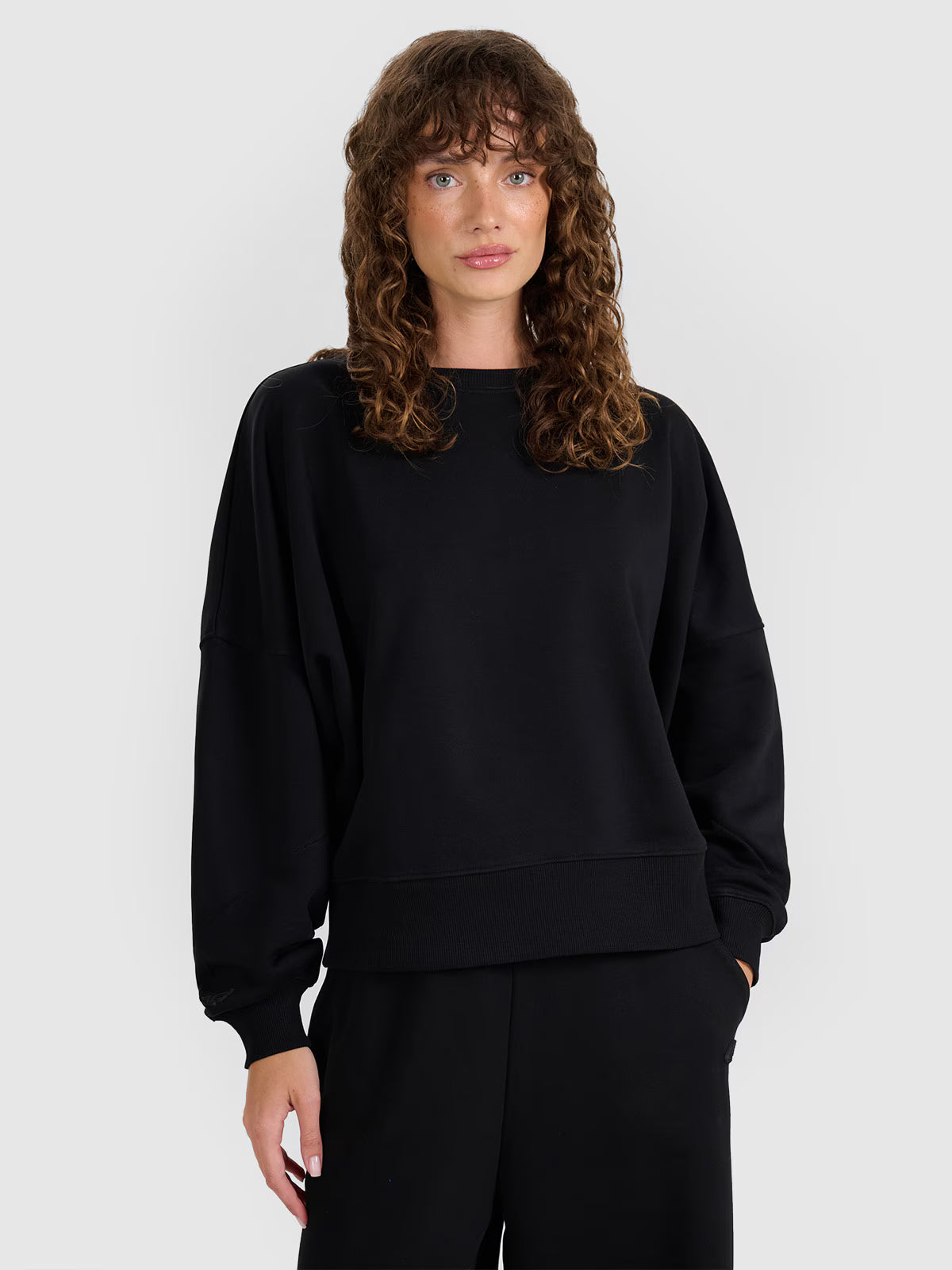 Bluza dresowa nierozpinana bez kaptura damska