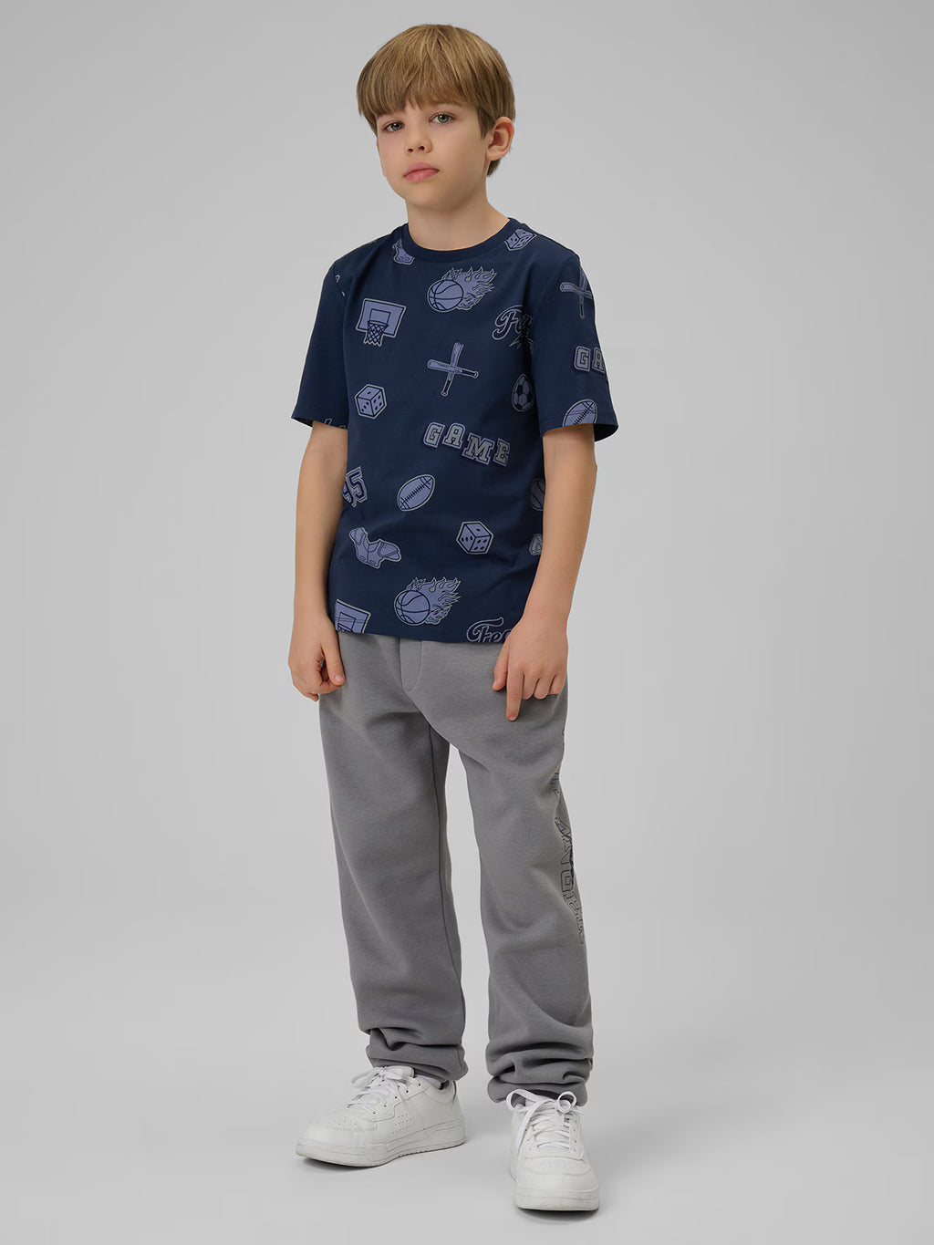 T-shirt regular z nadrukiem chłopięcy