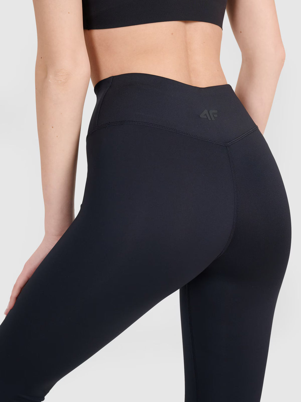 Legginsy treningowe damskie