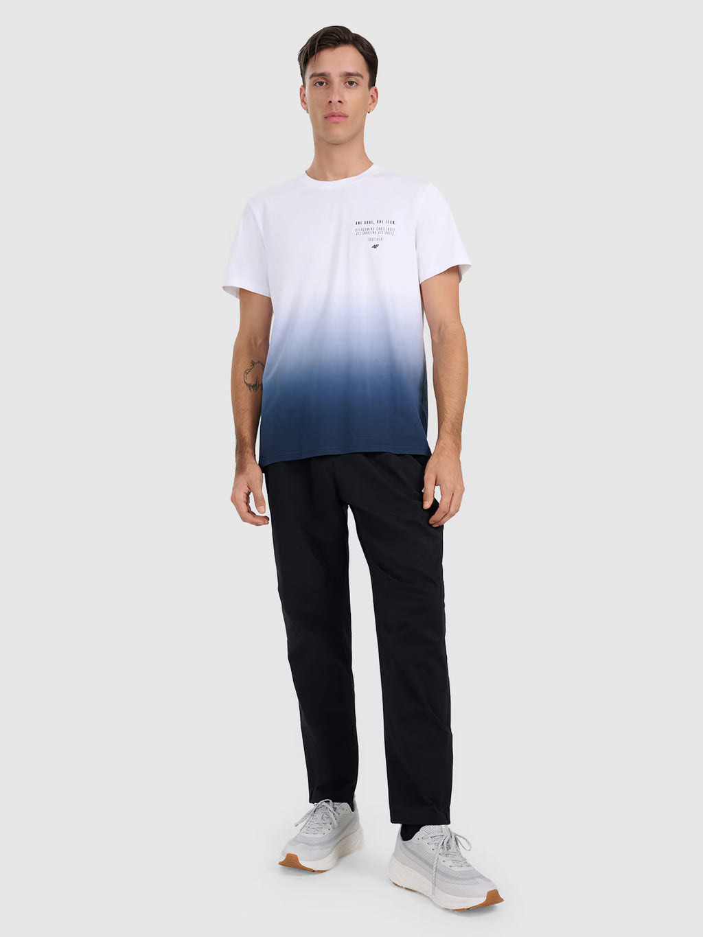 T-shirt regular z nadrukiem męski