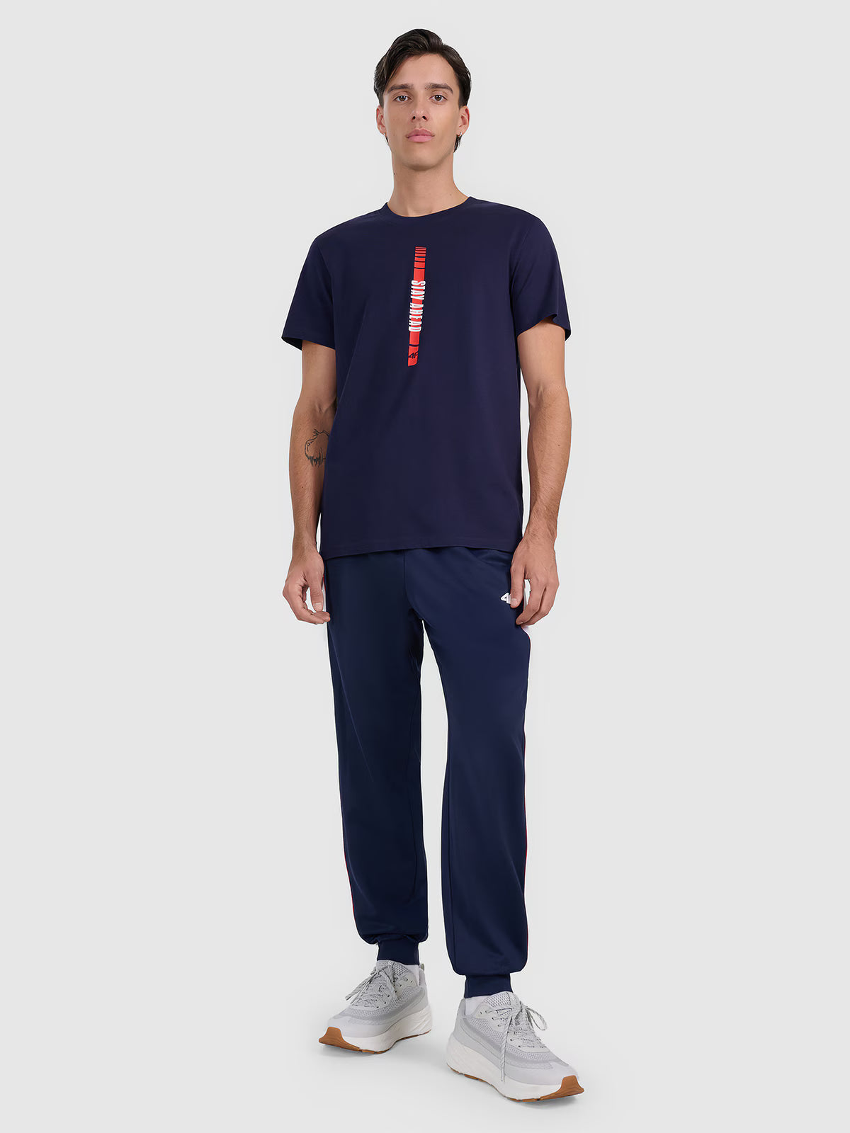 T-shirt regular z nadrukiem męski
