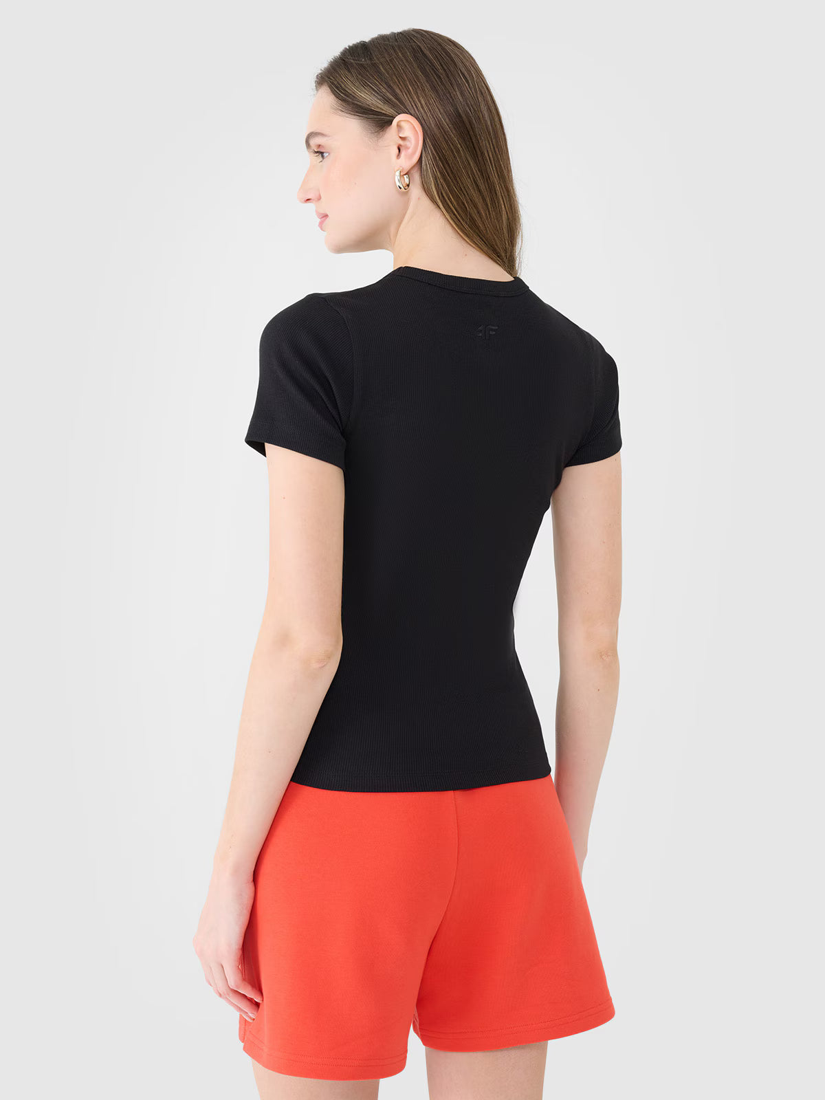 T-shirt slim z prążkowanej dzianiny damski