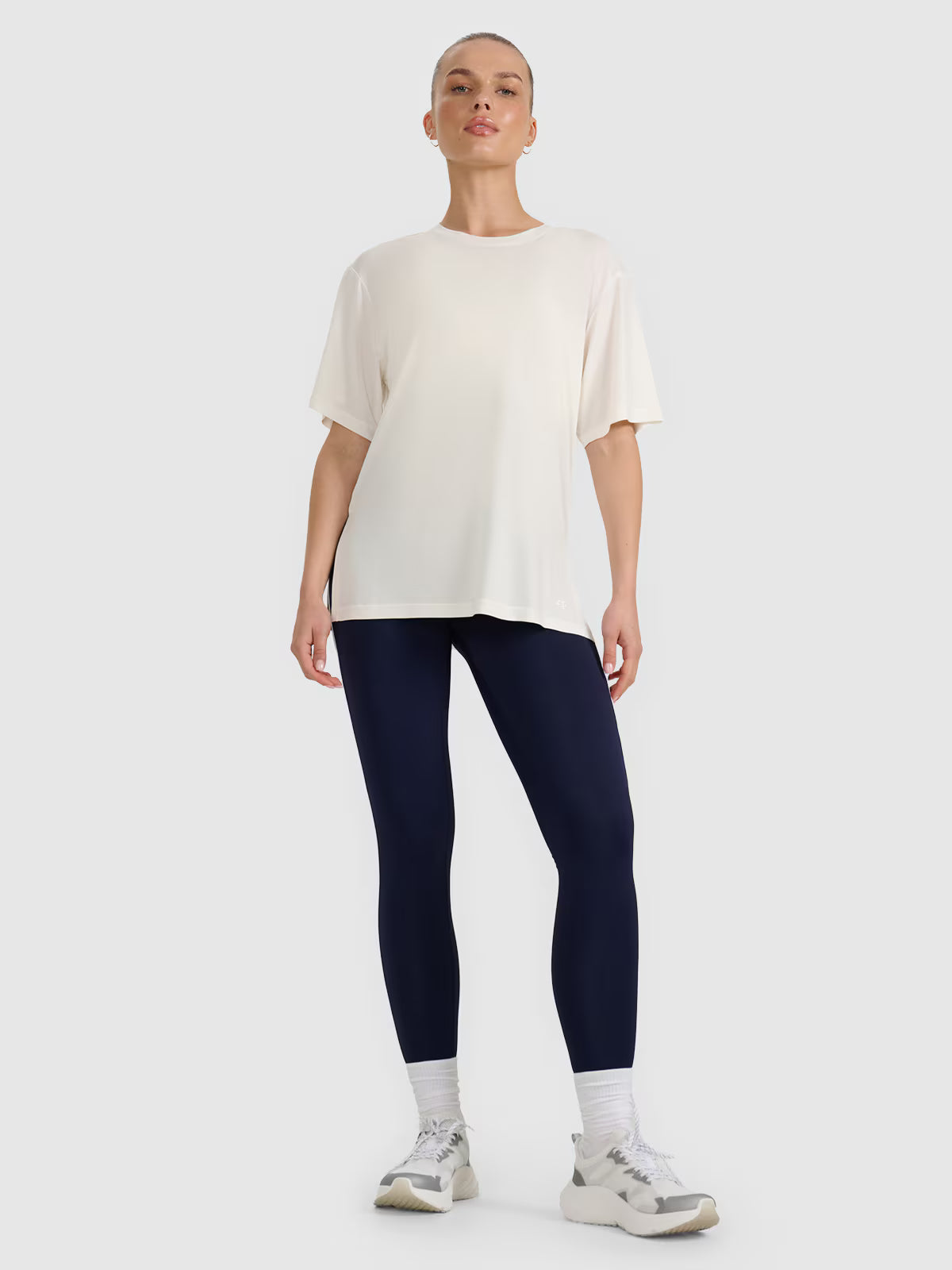 T-shirt oversize z modalem damski