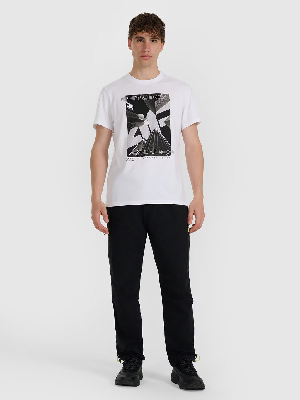 T-shirt regular z nadrukiem męski