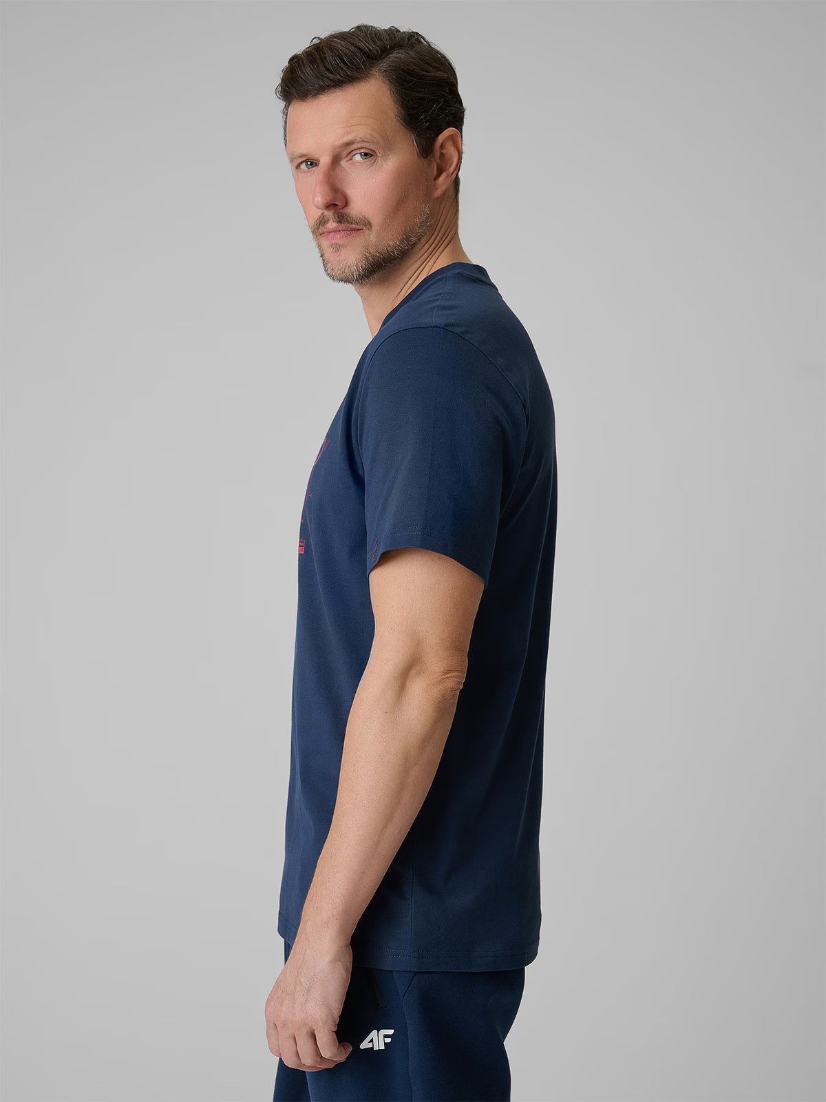T-shirt regular z nadrukiem męski