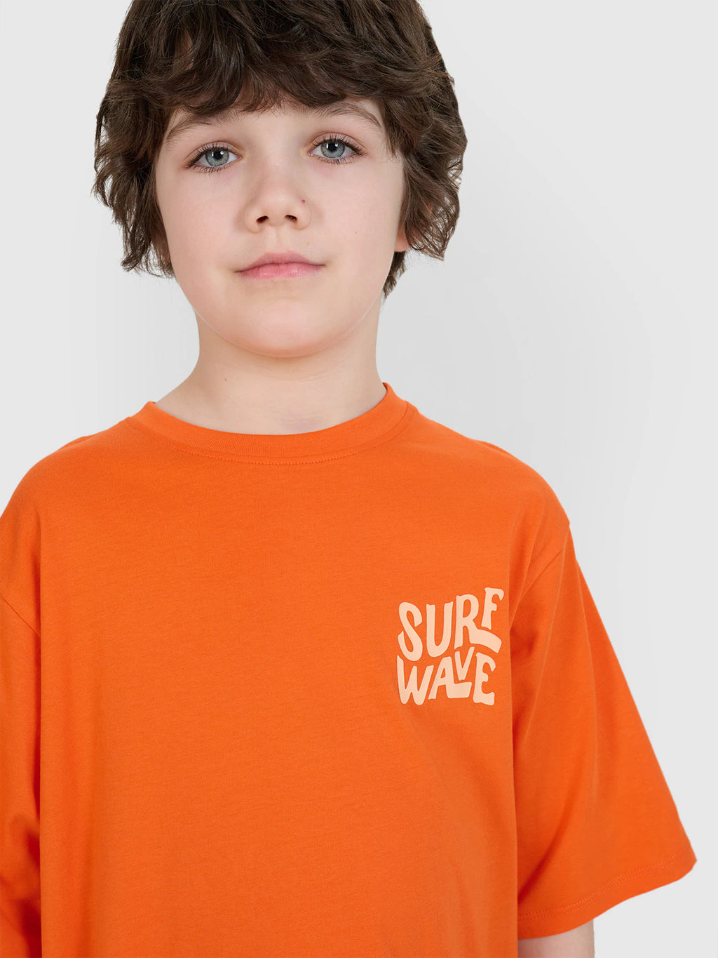 T-shirt oversize z nadrukiem chłopięcy