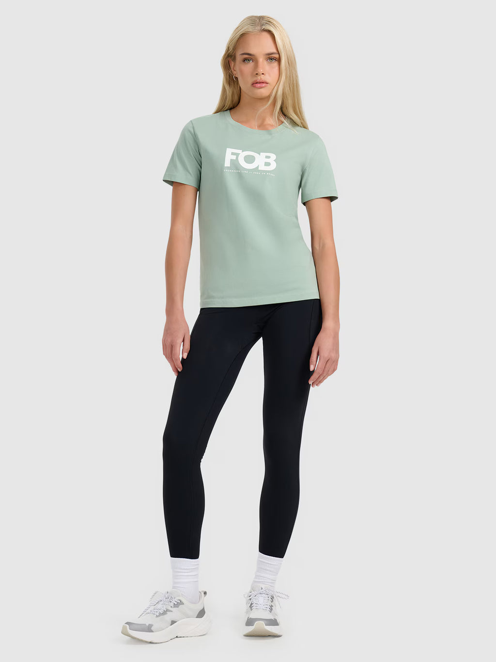 T-shirt regular z nadrukiem damski