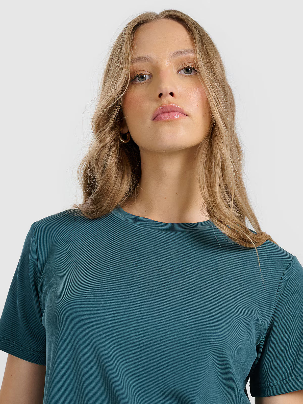 T-shirt z prążkowanej dzianiny z modalem damski