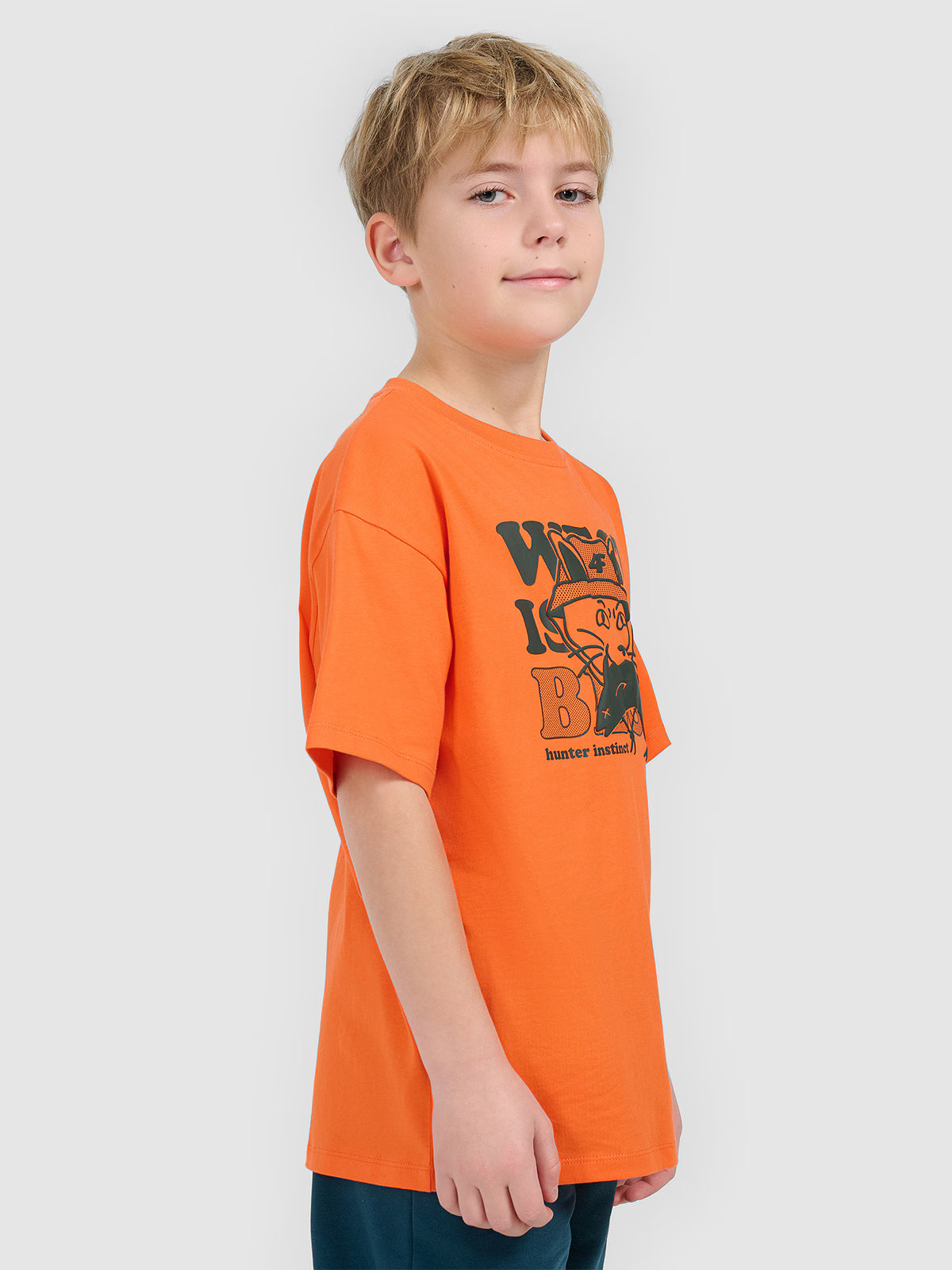 T-shirt loose z nadrukiem chłopięcy