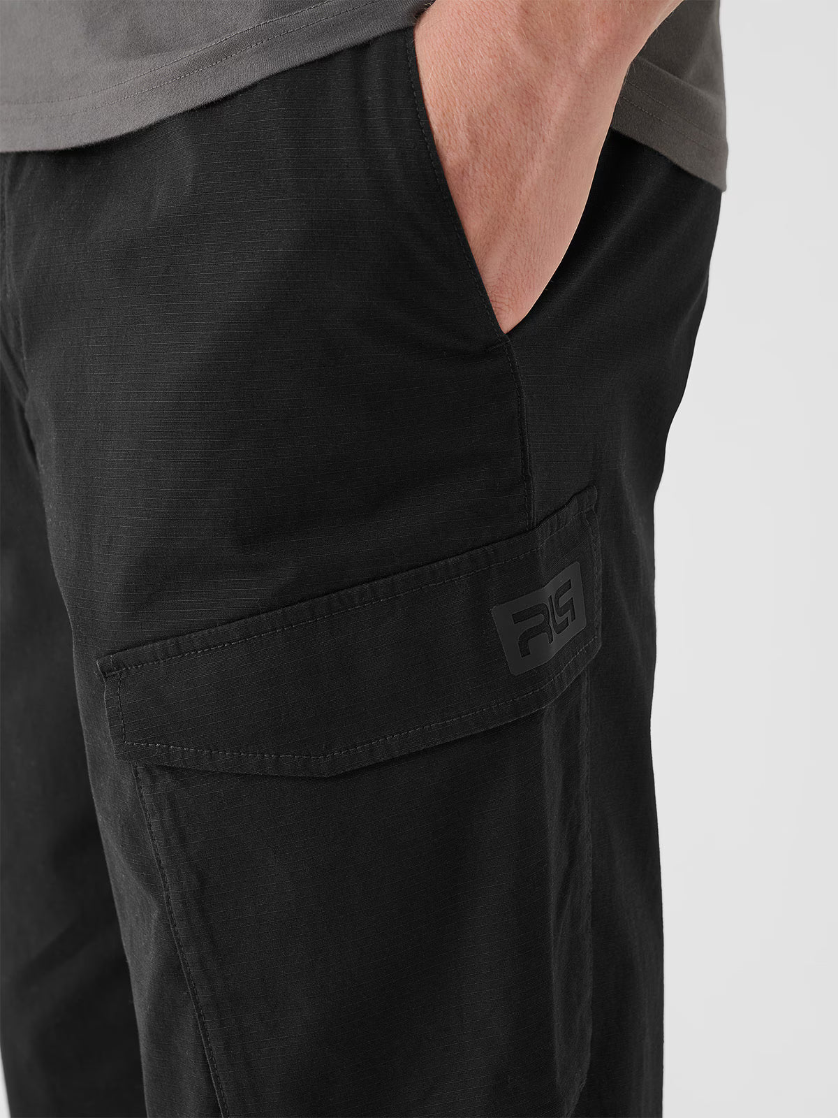 Spodnie casual cargo męskie 4F x Robert Lewandowski