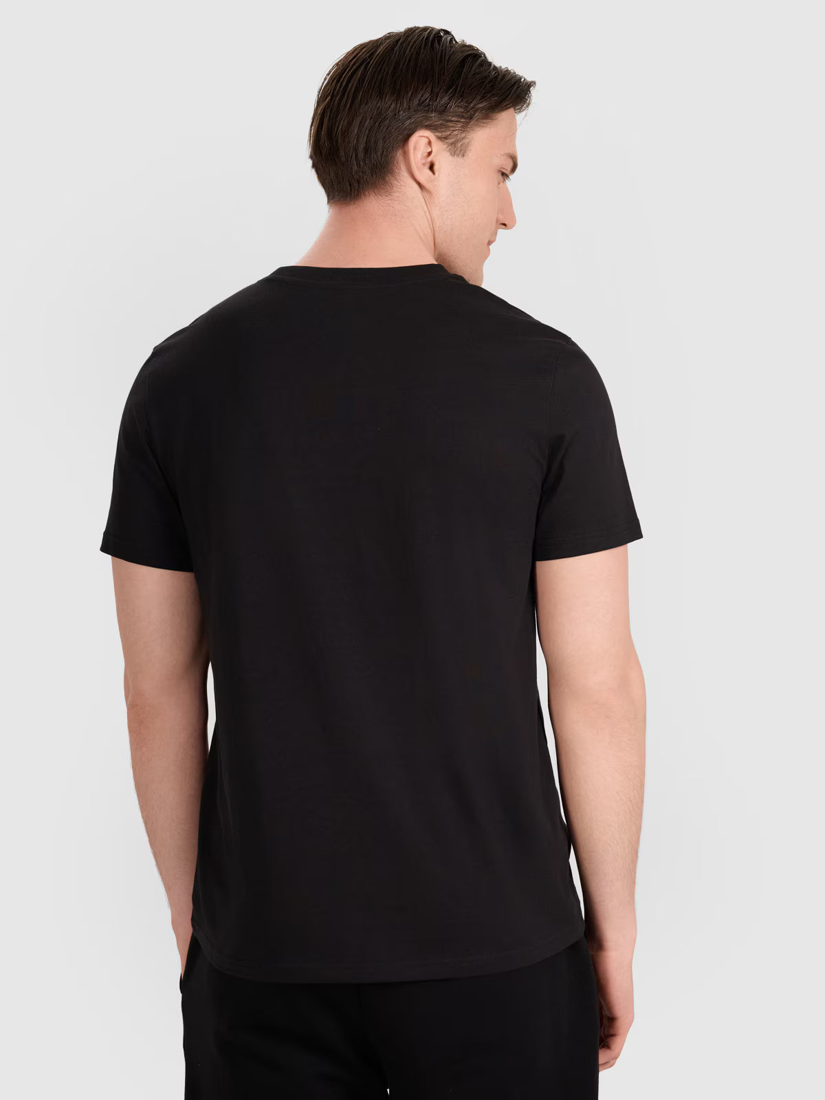 T-shirt regular z nadrukiem siatkarskim męski