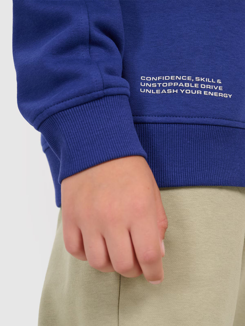 Bluza dresowa nierozpinana bez kaptura chłopięca