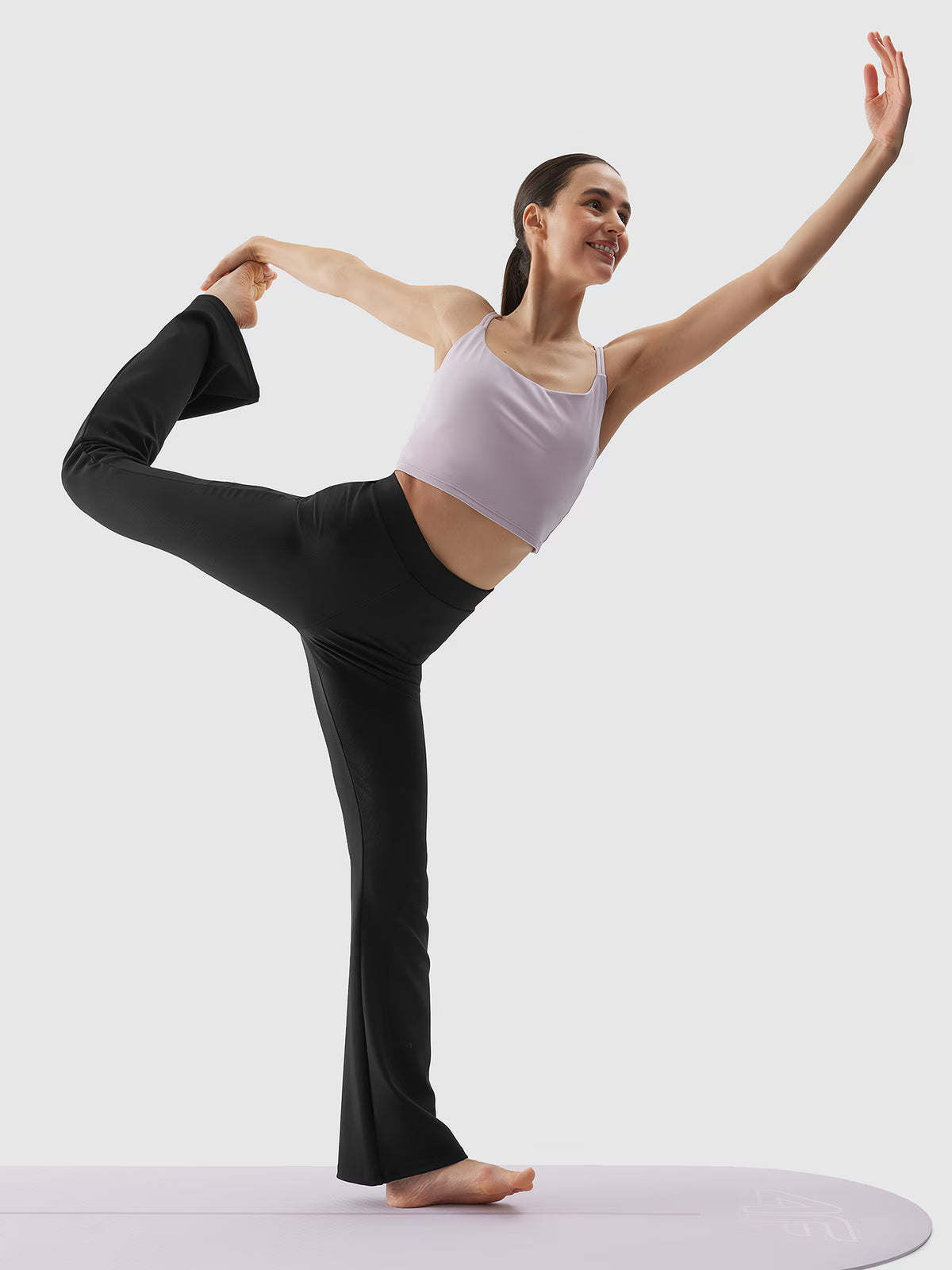 Crop top do jogi i pilatesu z materiału z recyklingu damski