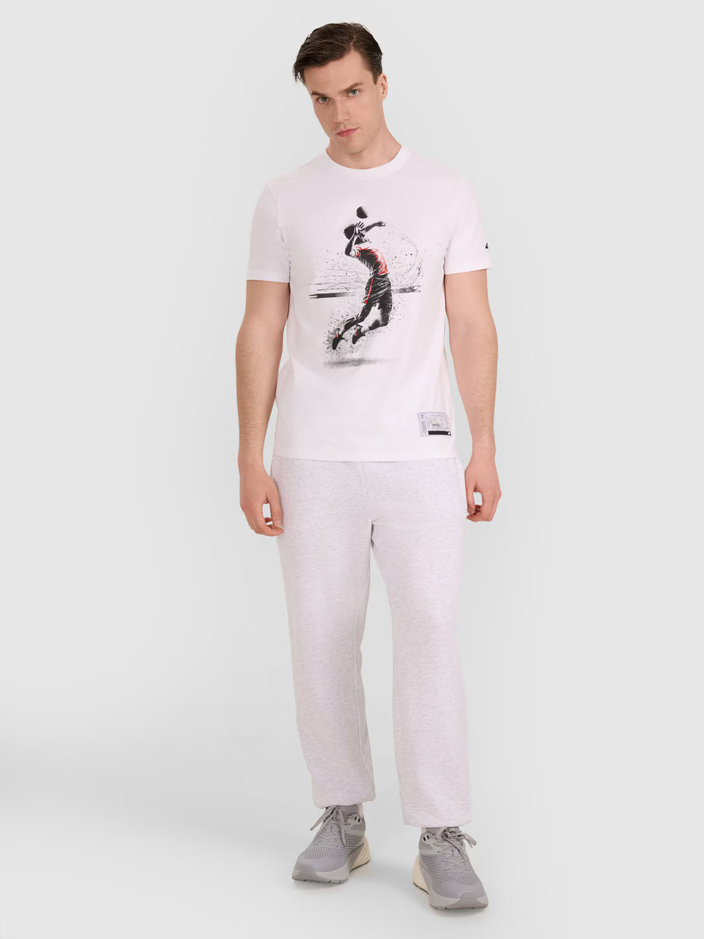 T-shirt regular z nadrukiem siatkarskim męski