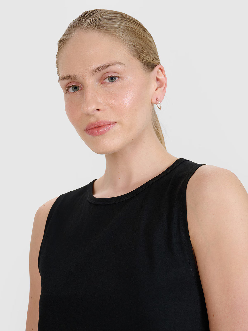 Top regular z nadrukiem damski