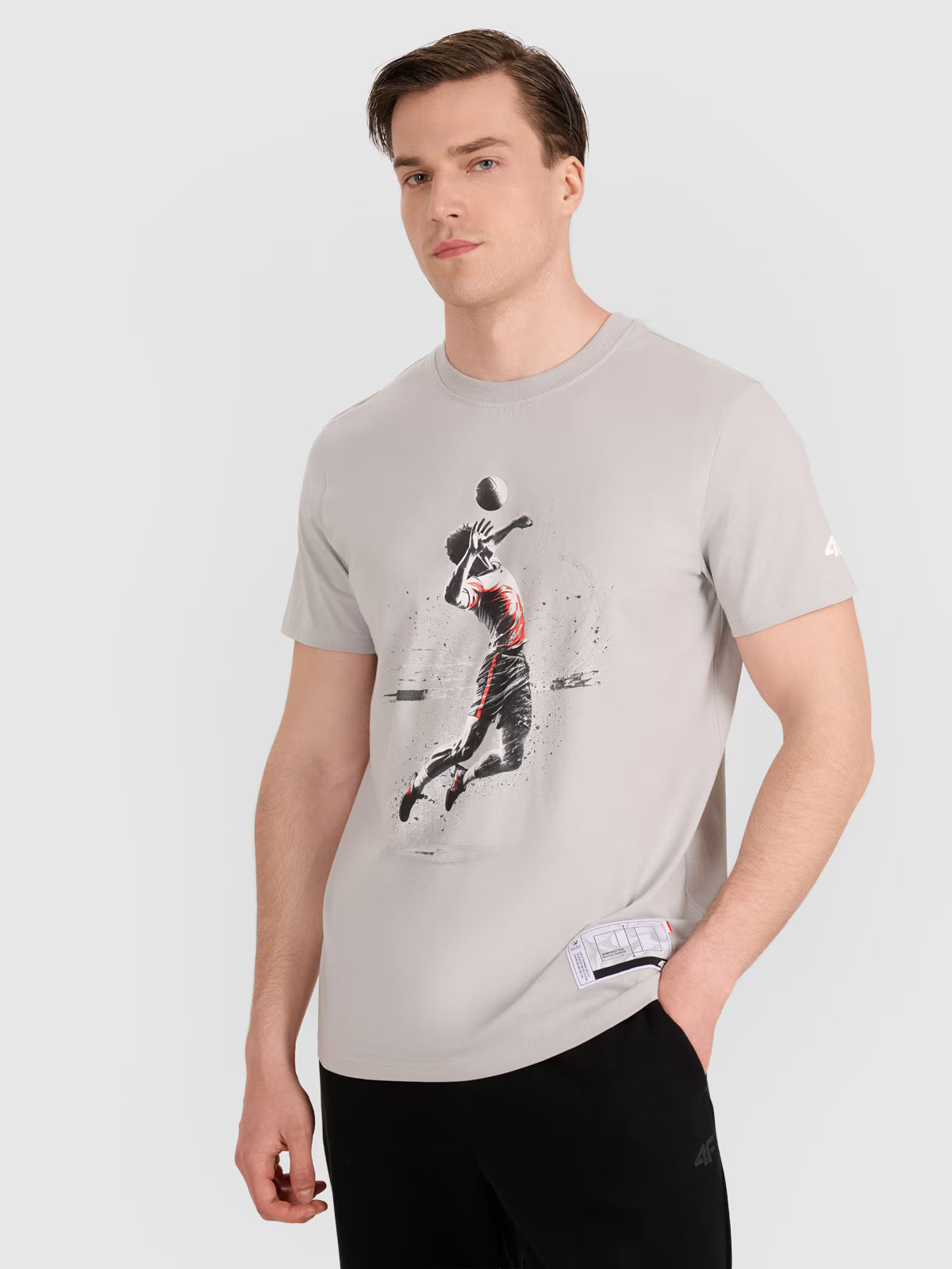 T-shirt regular z nadrukiem siatkarskim męski