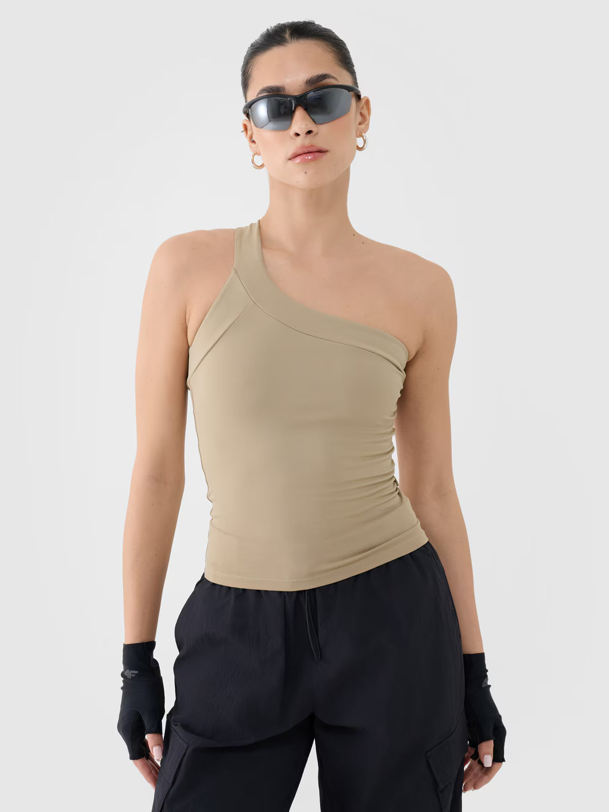 Crop-top slim z asymetrycznym ramiączkiem damski