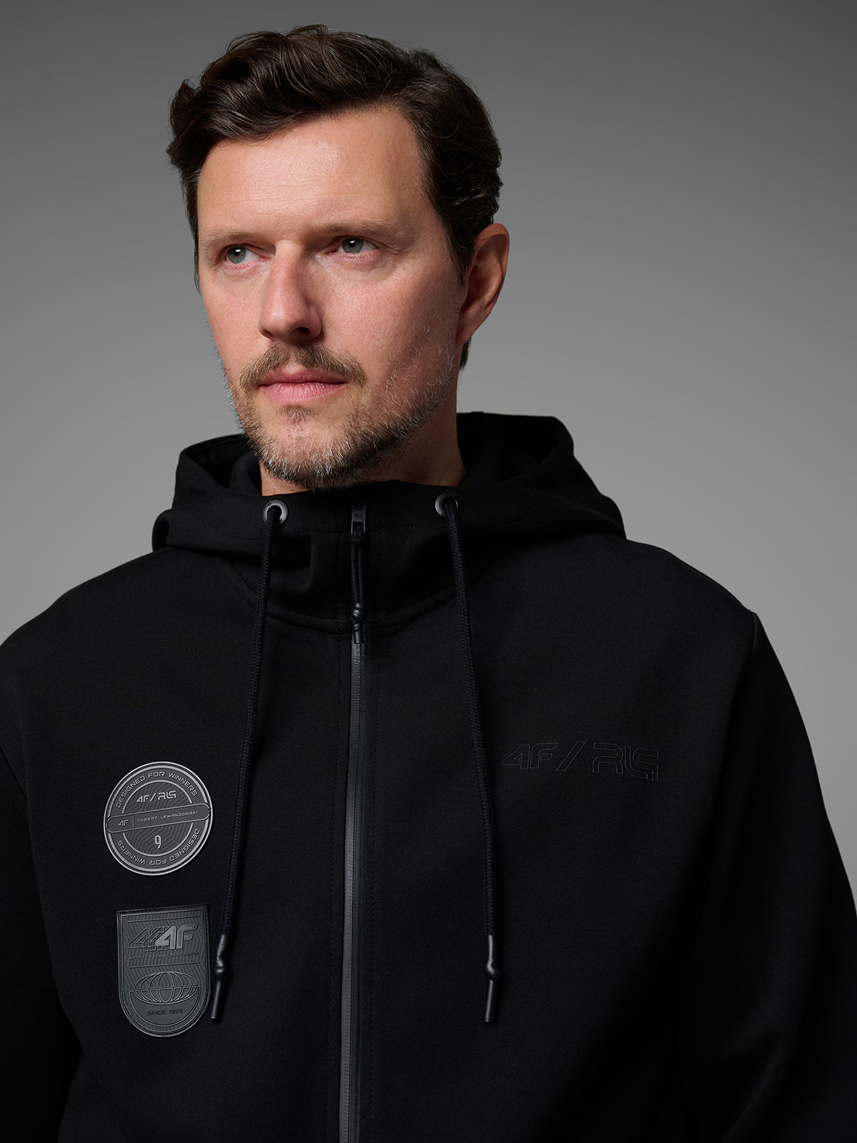 Bluza dresowa regular z kapturem męska 4F x Robert Lewandowski