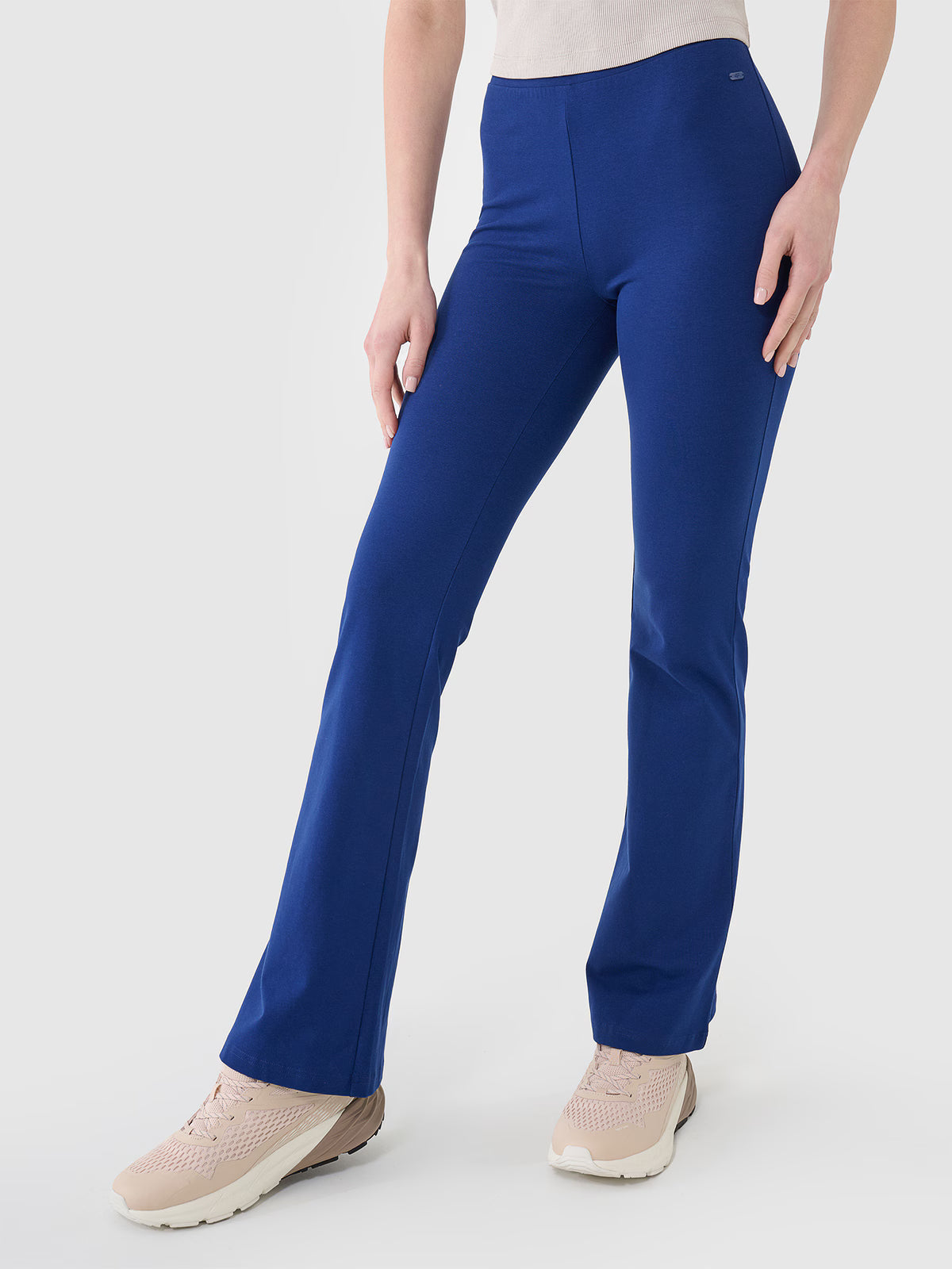 Legginsy z rozszerzanymi nogawkami damskie