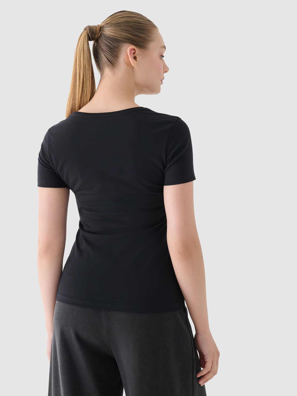 T-shirt slim z nadrukiem damski