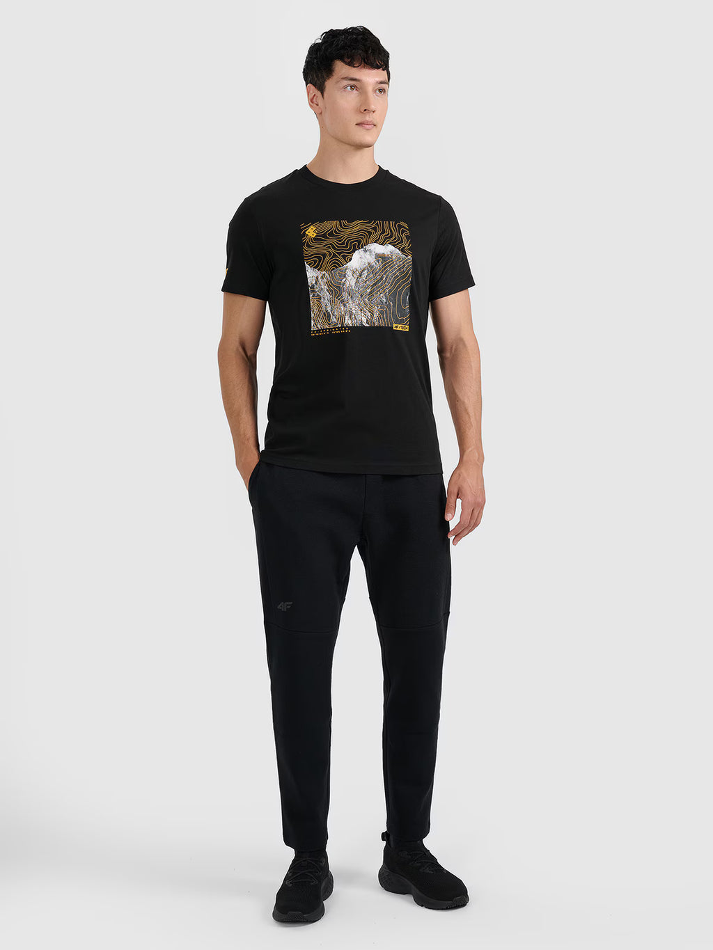 T-shirt regular z nadrukiem męski