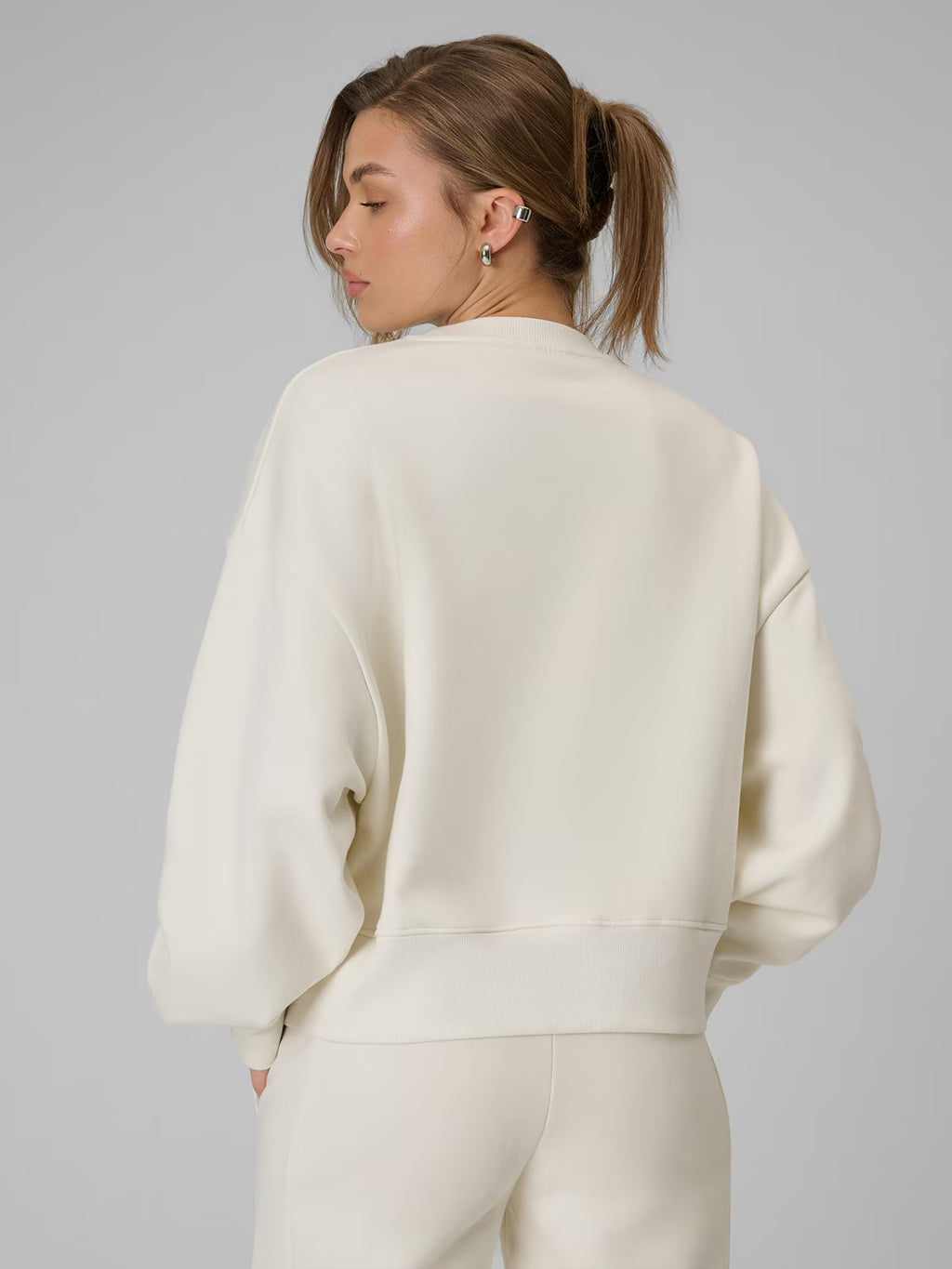 Bluza dresowa loose bez kaptura damska