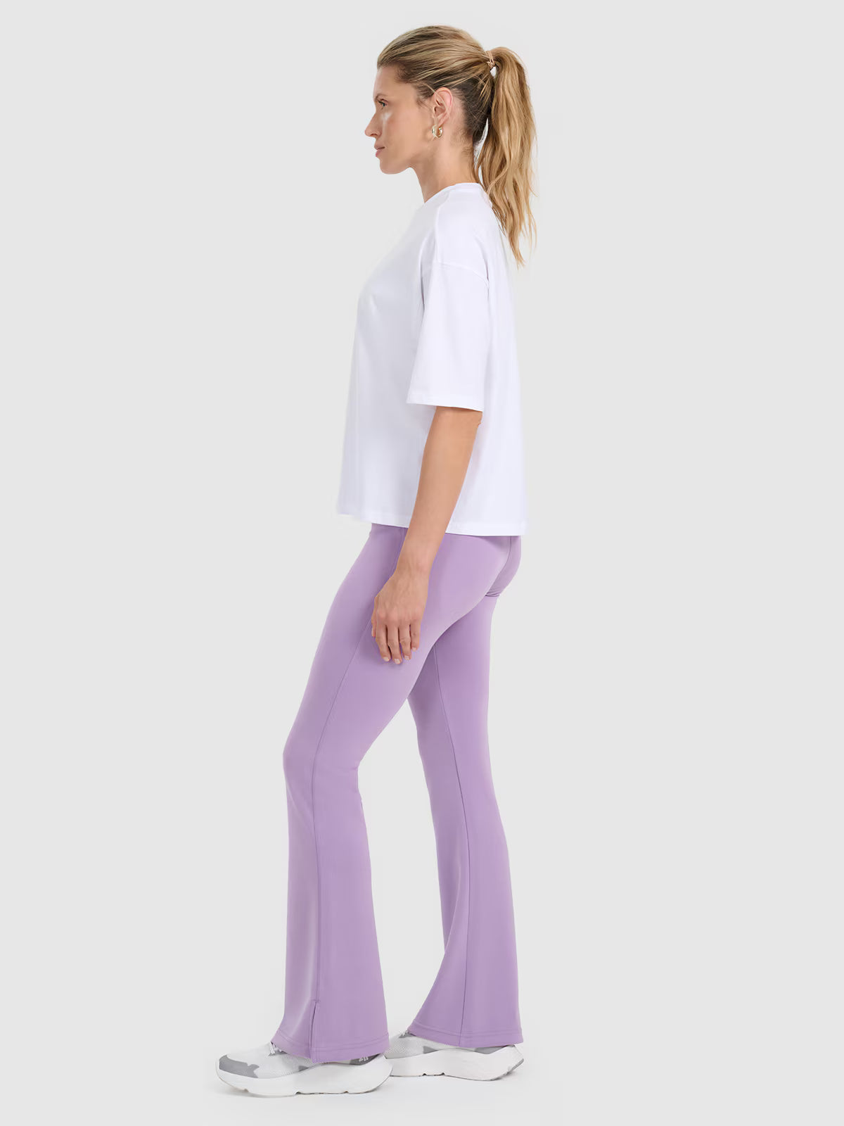 Legginsy z rozszerzanymi nogawkami damskie