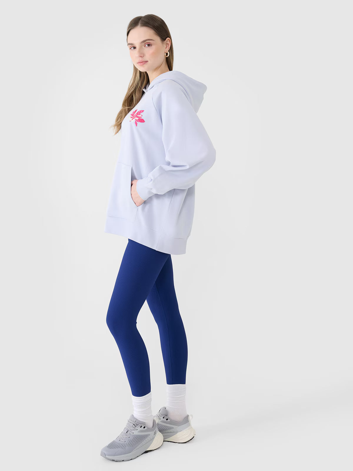 Bluza dresowa oversize nierozpinana z kapturem damska