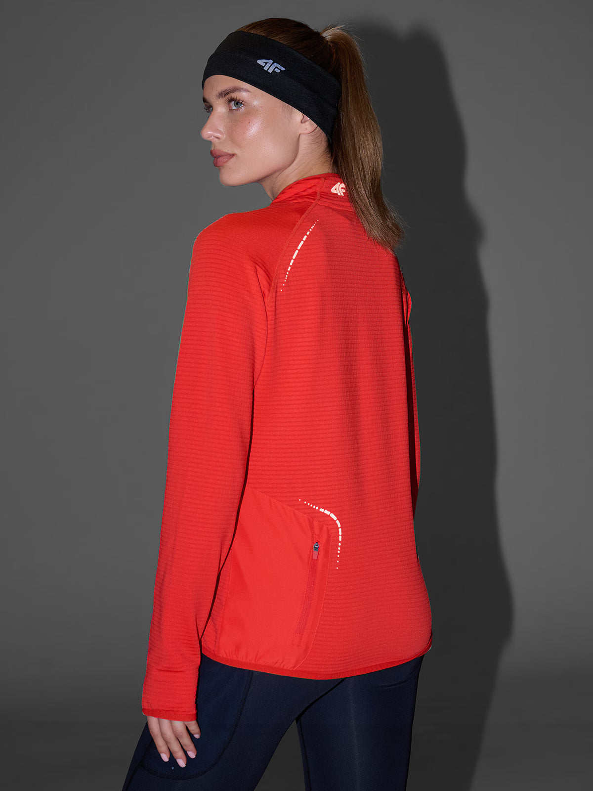 Bluza do biegania regular szybkoschnąca damska