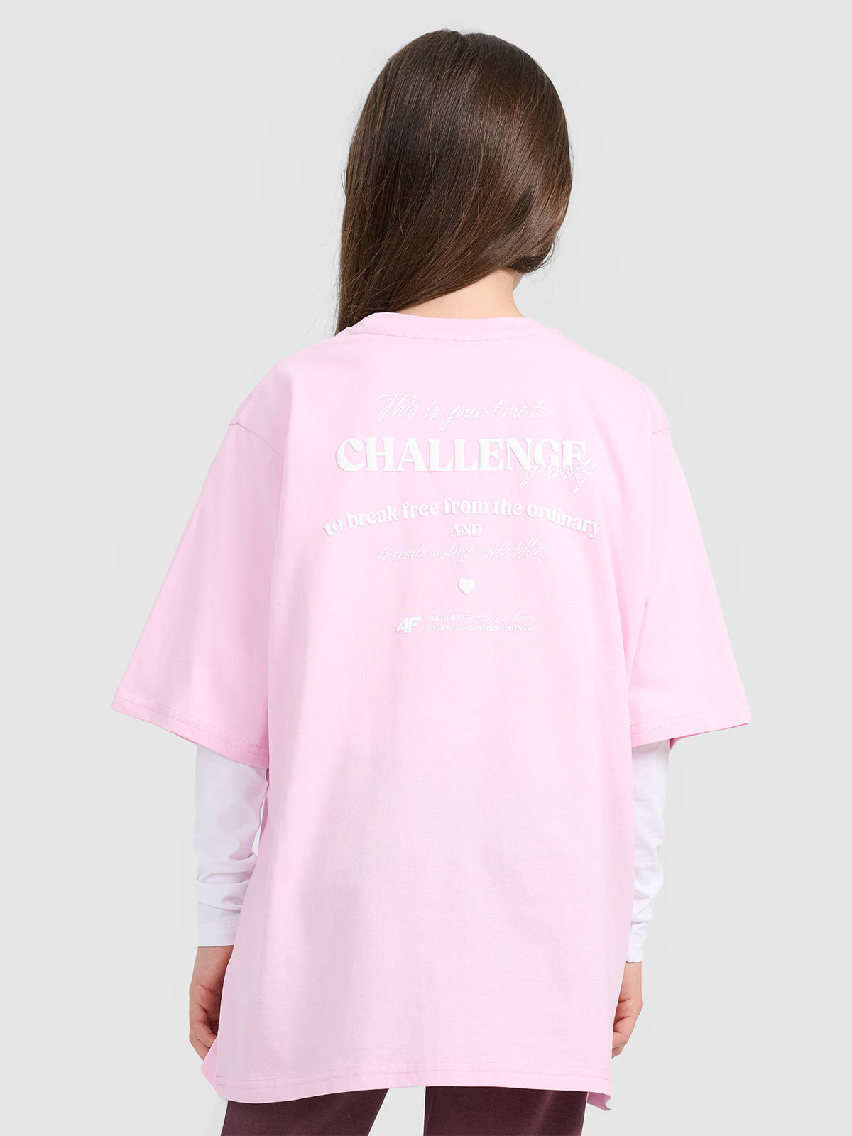 T-shirt oversize z nadrukiem dziewczęcy
