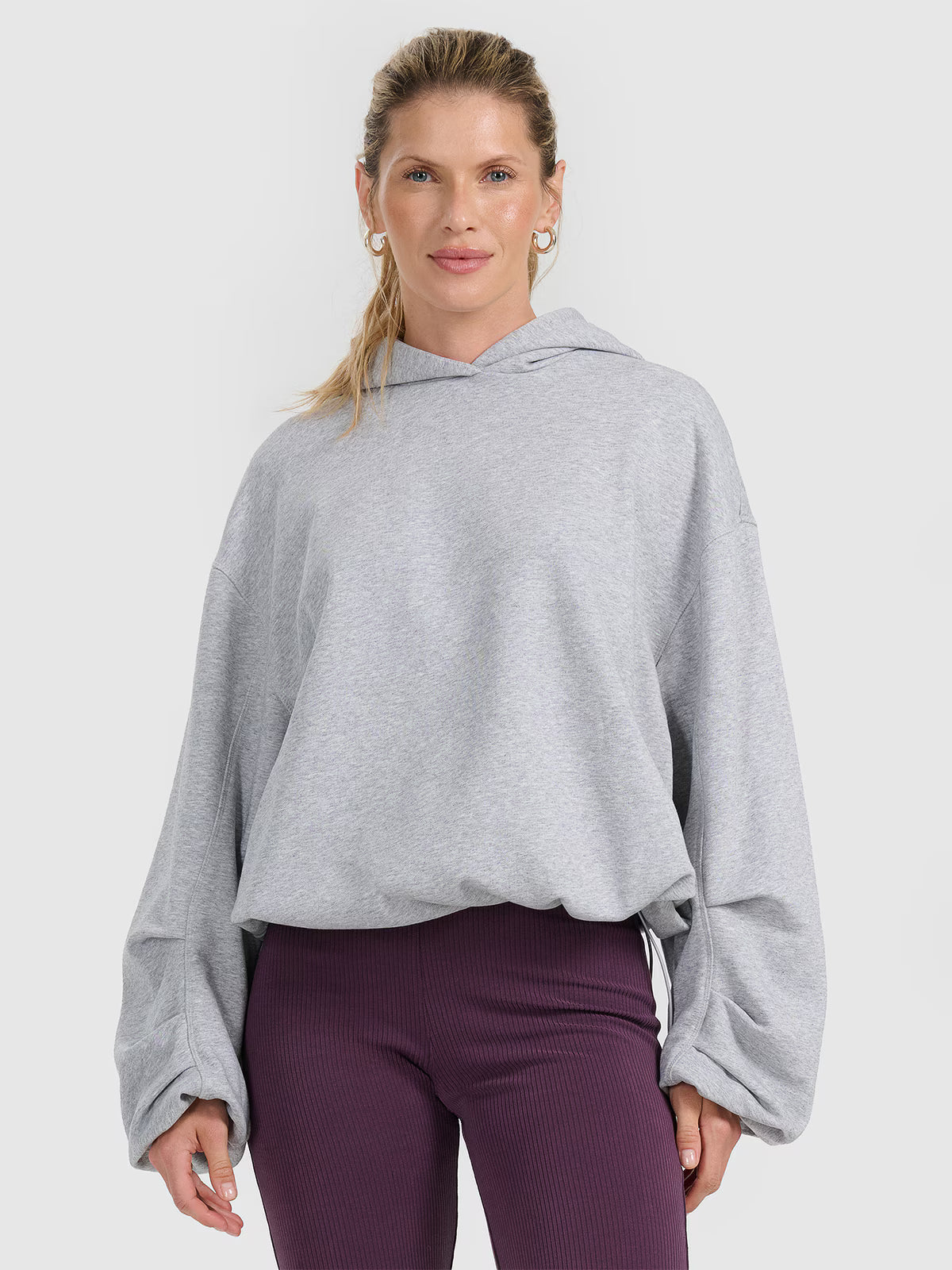 Bluza dresowa nierozpinana z kapturem damska