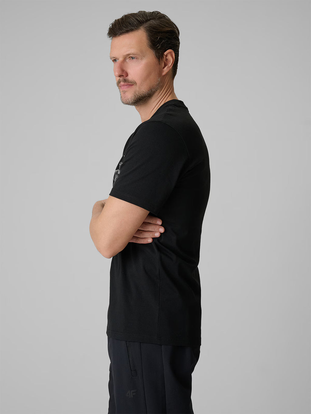 T-shirt regular z nadrukiem męski