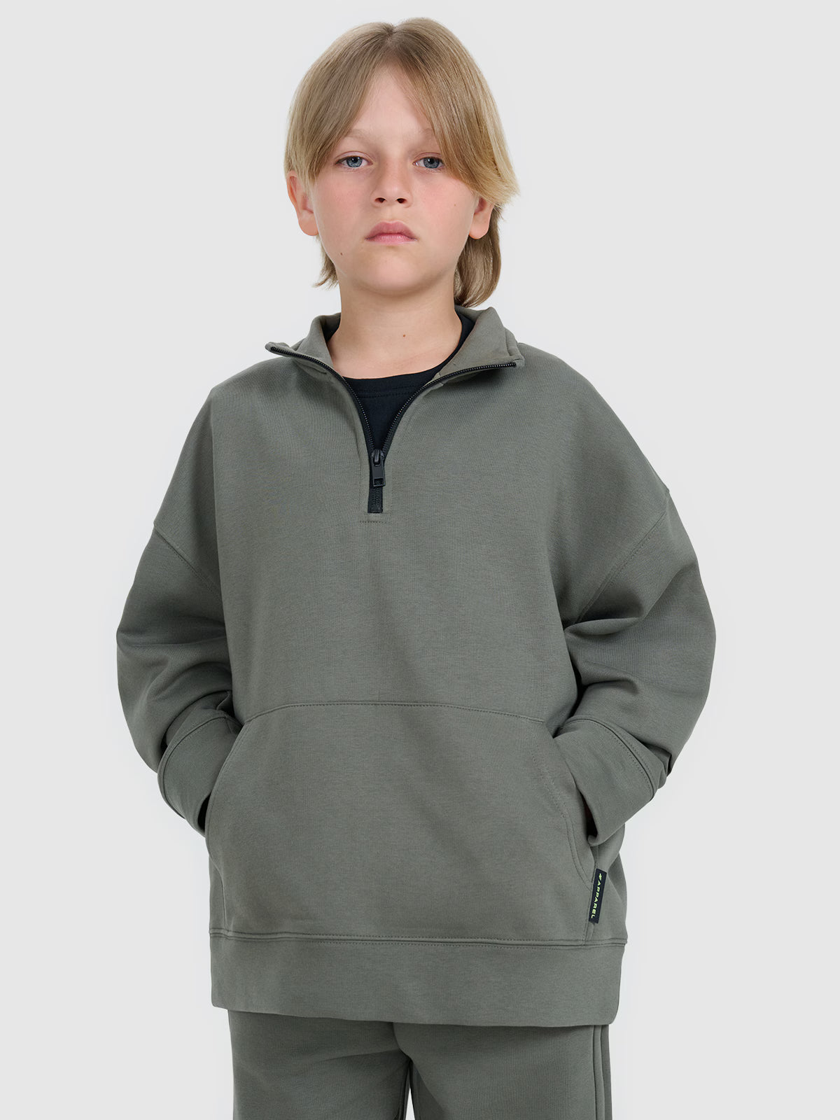 Bluza dresowa ze stójką z zamkiem chłopięca