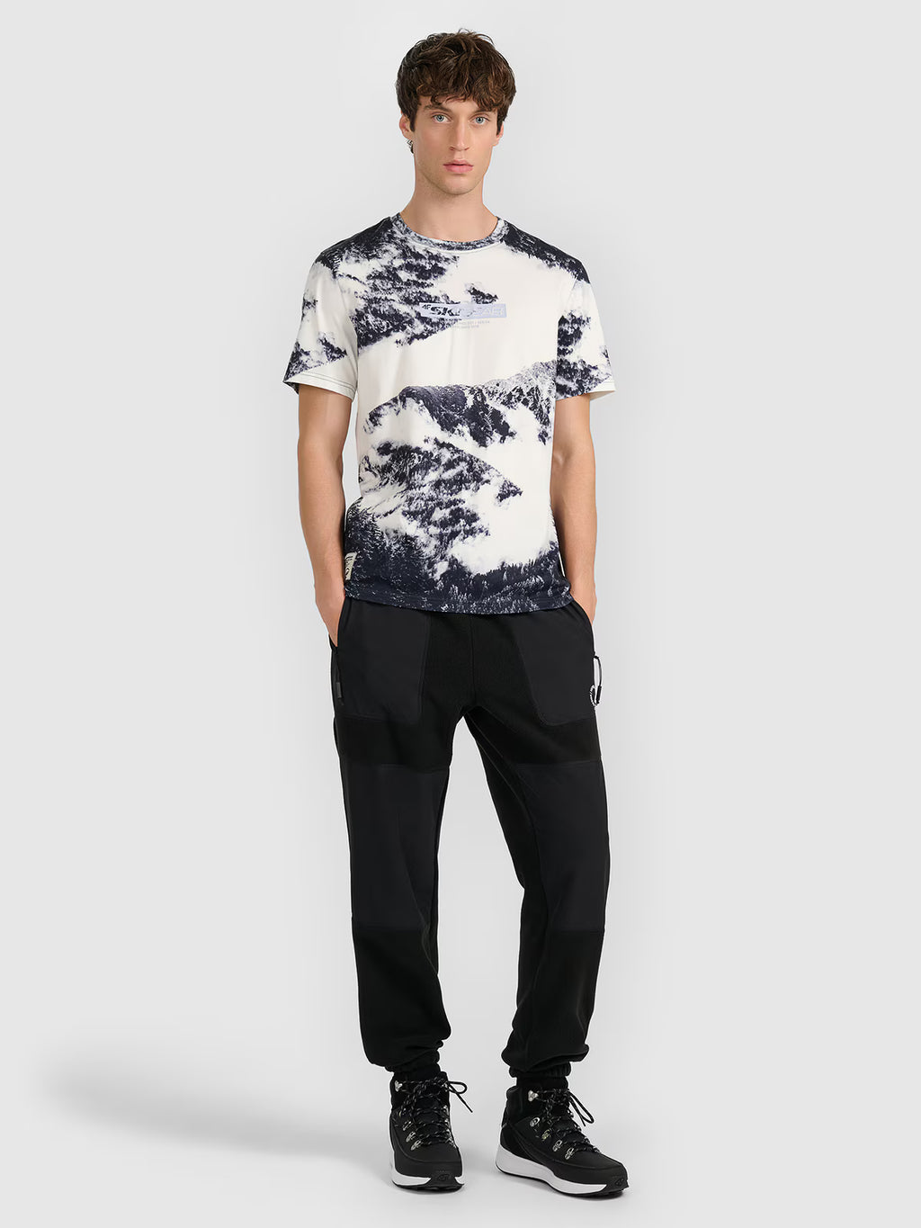 T-shirt regular z nadrukiem męski
