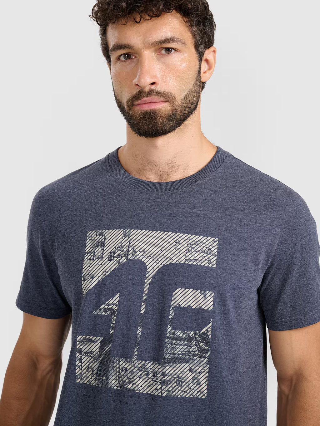 T-shirt regular z nadrukiem męski