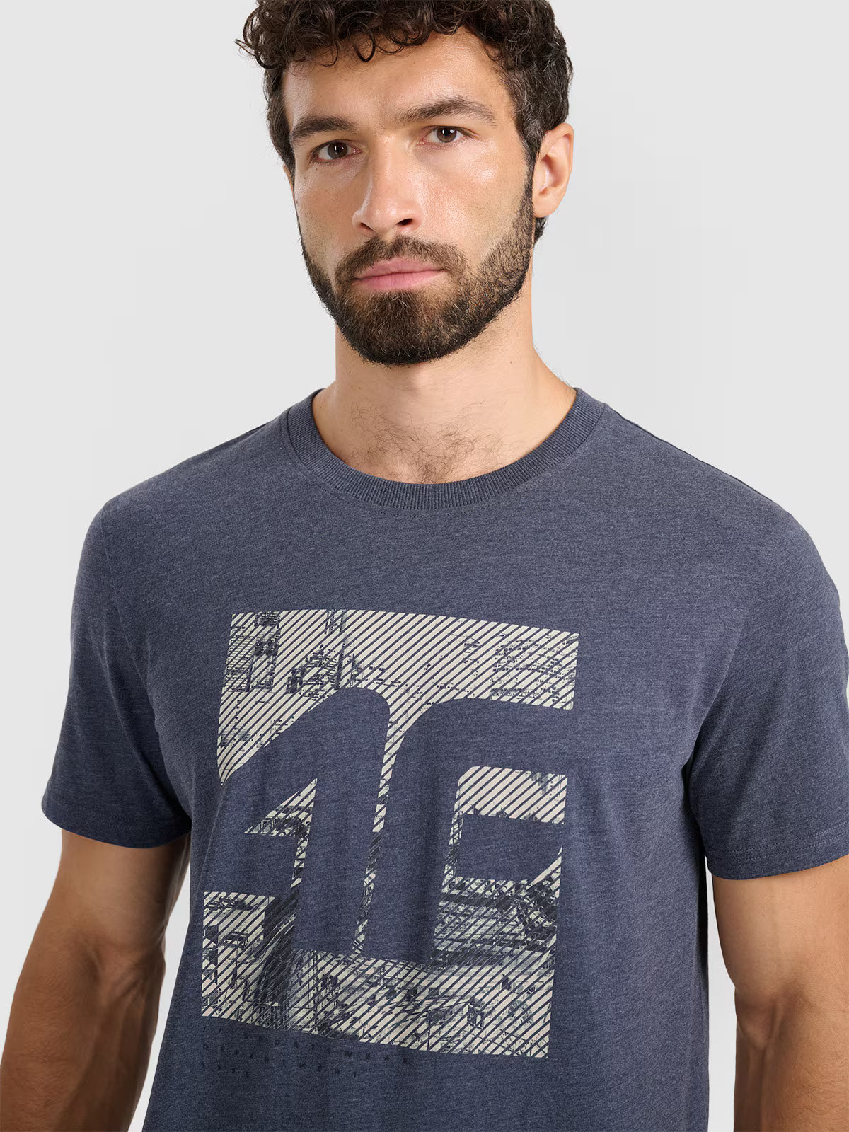 T-shirt regular z nadrukiem męski