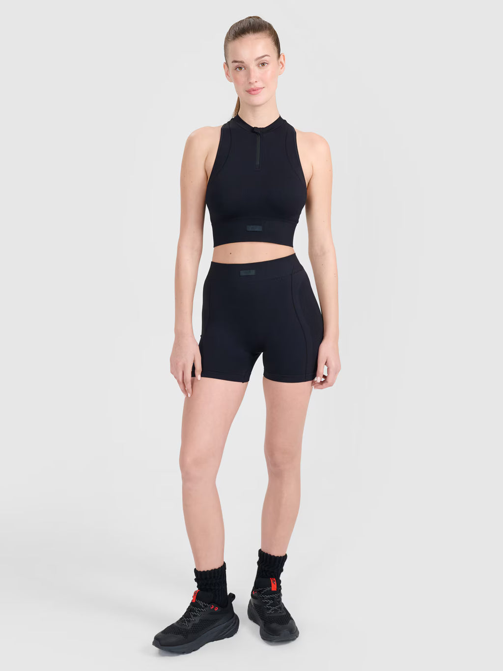 Crop-top treningowy slim bezszwowy damski