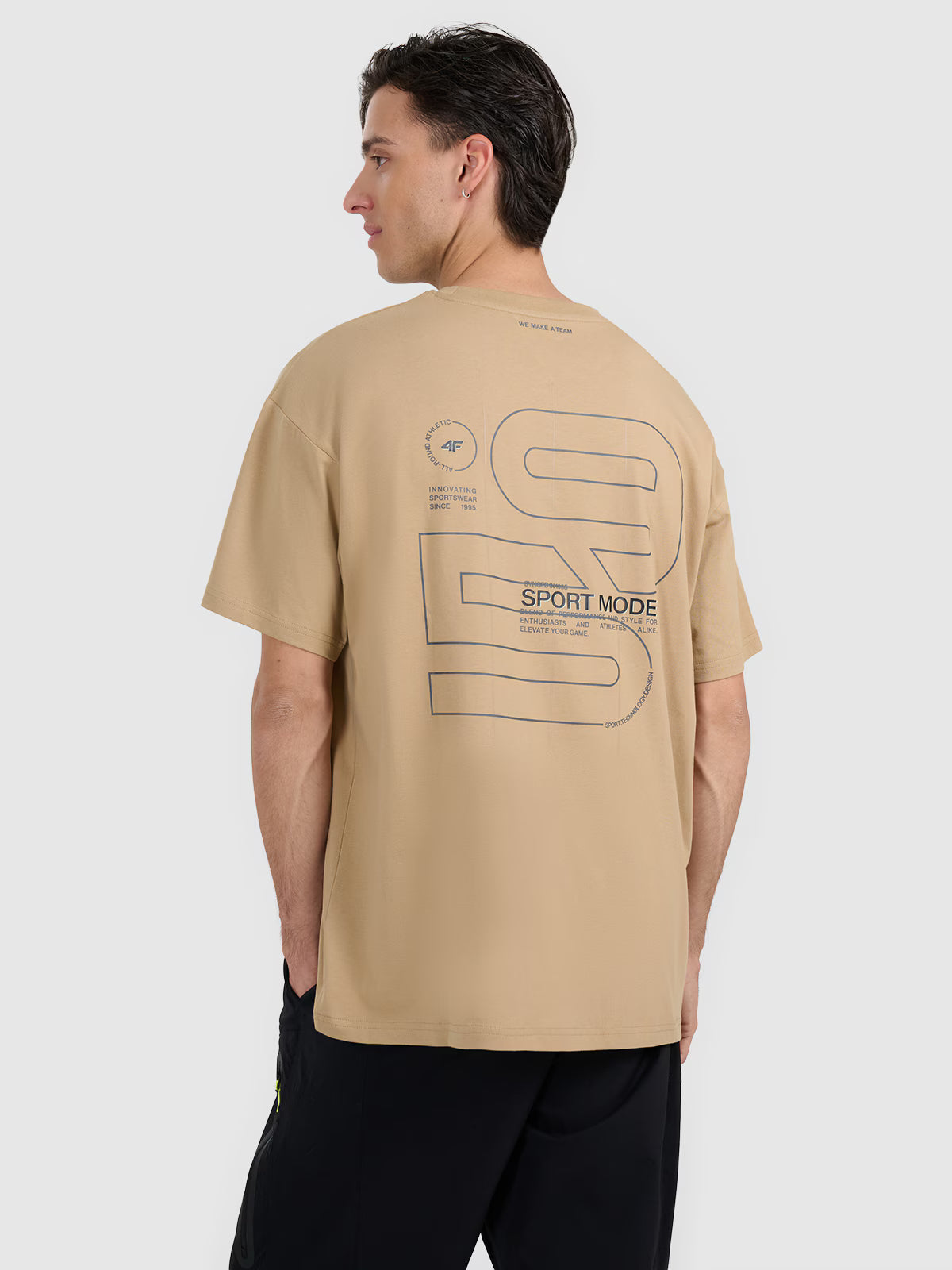 T-shirt oversize z nadrukiem męski