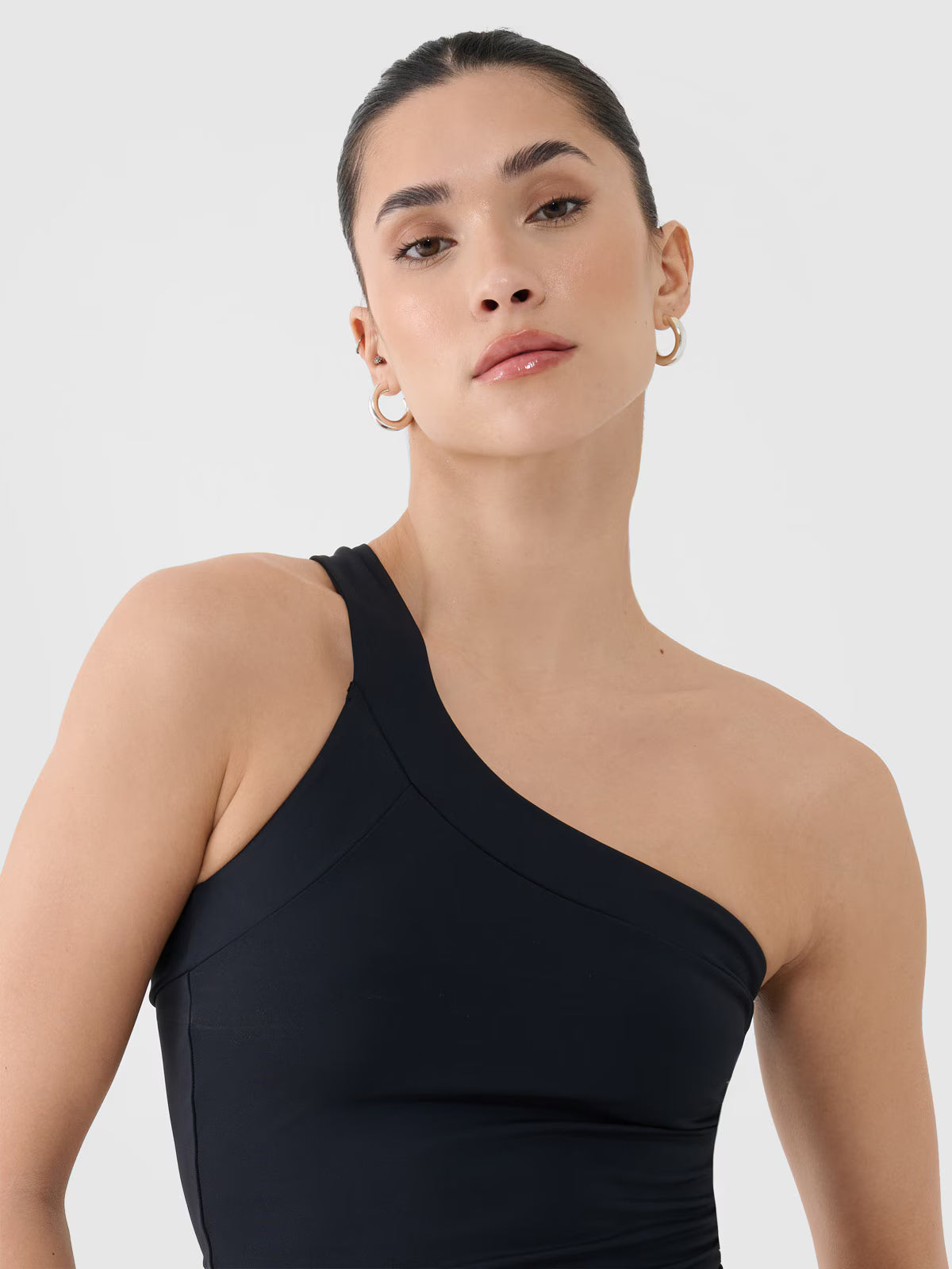 Crop-top slim z asymetrycznym ramiączkiem damski