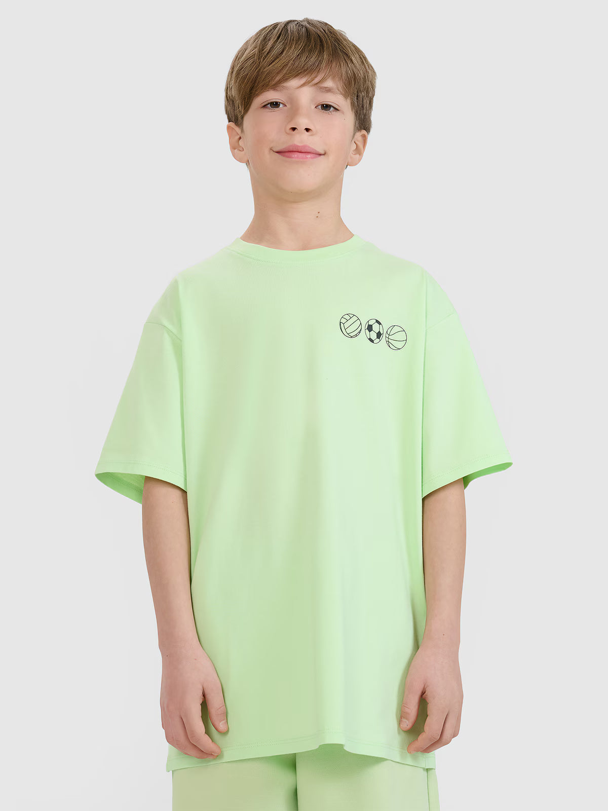 T-shirt oversize z nadrukiem chłopięcy