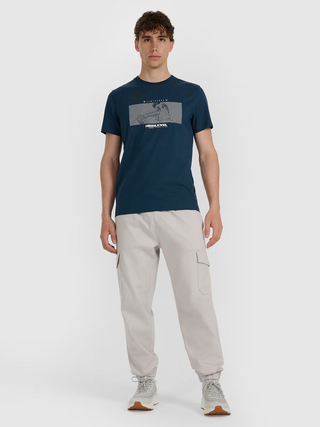T-shirt regular z nadrukiem męski