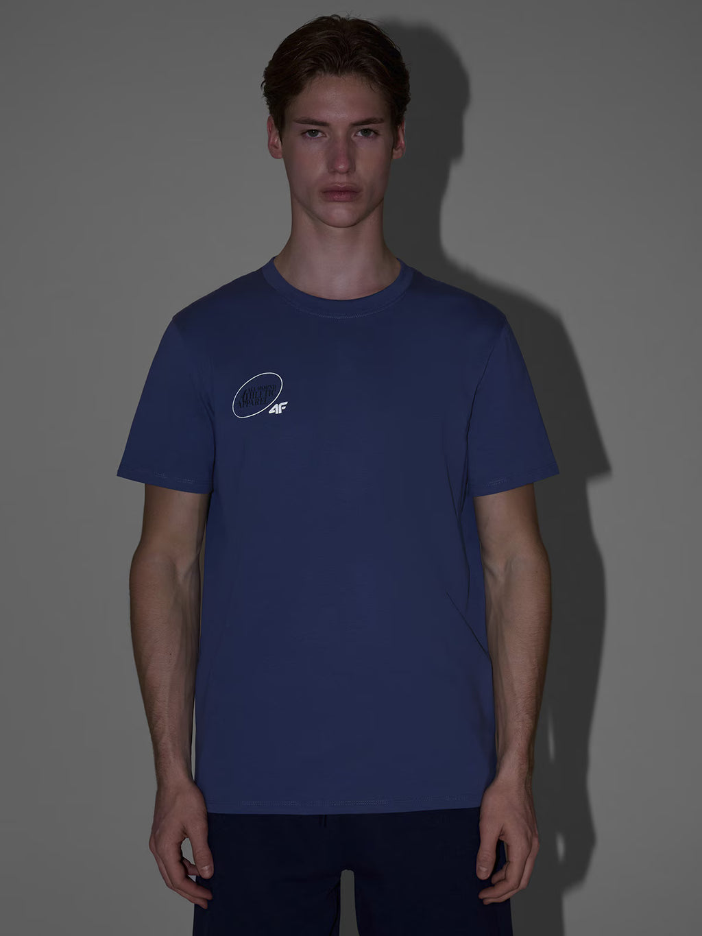 T-shirt regular z nadrukiem męski
